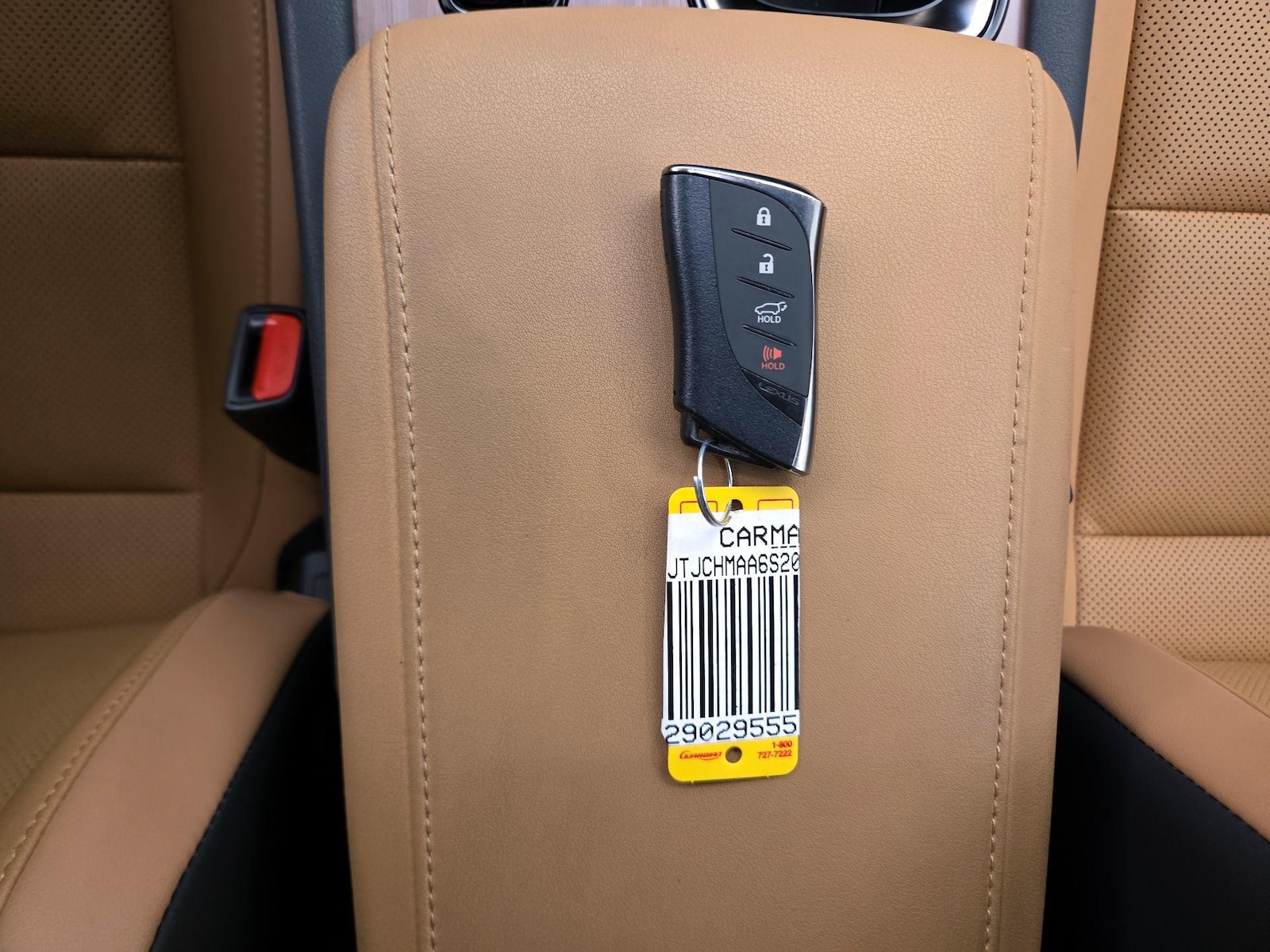 2025 Lexus RX 350 - Photo 24