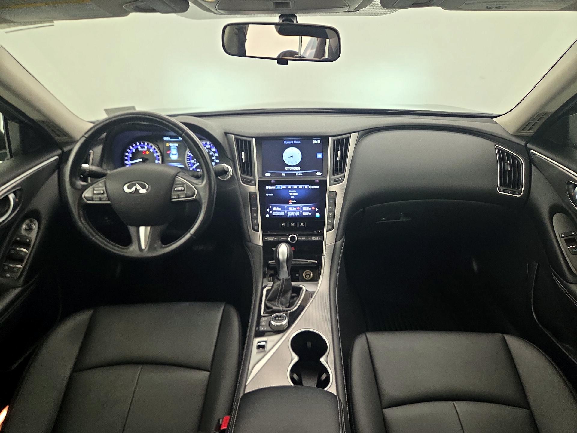 Thumbnail: 2015 INFINITI Q50 - 9