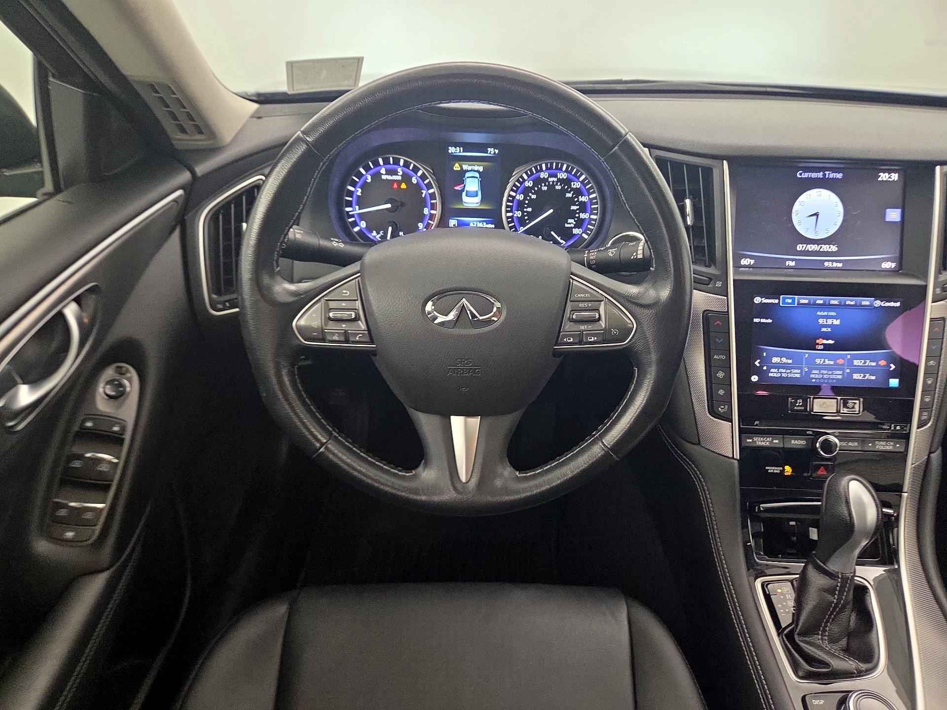 Thumbnail: 2015 INFINITI Q50 - 10