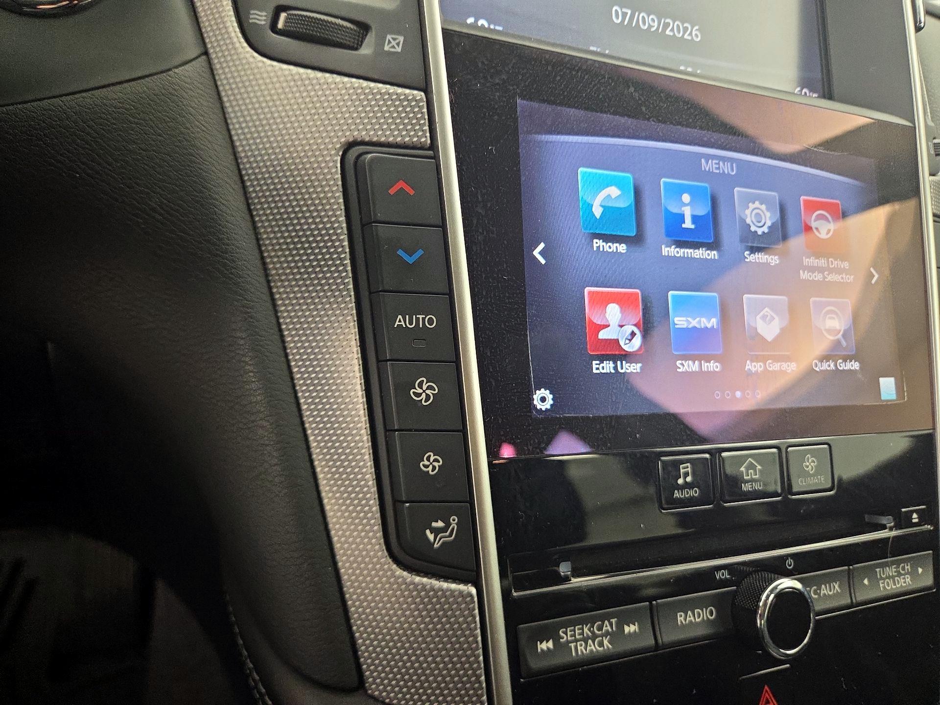 Thumbnail: 2015 INFINITI Q50 - 16