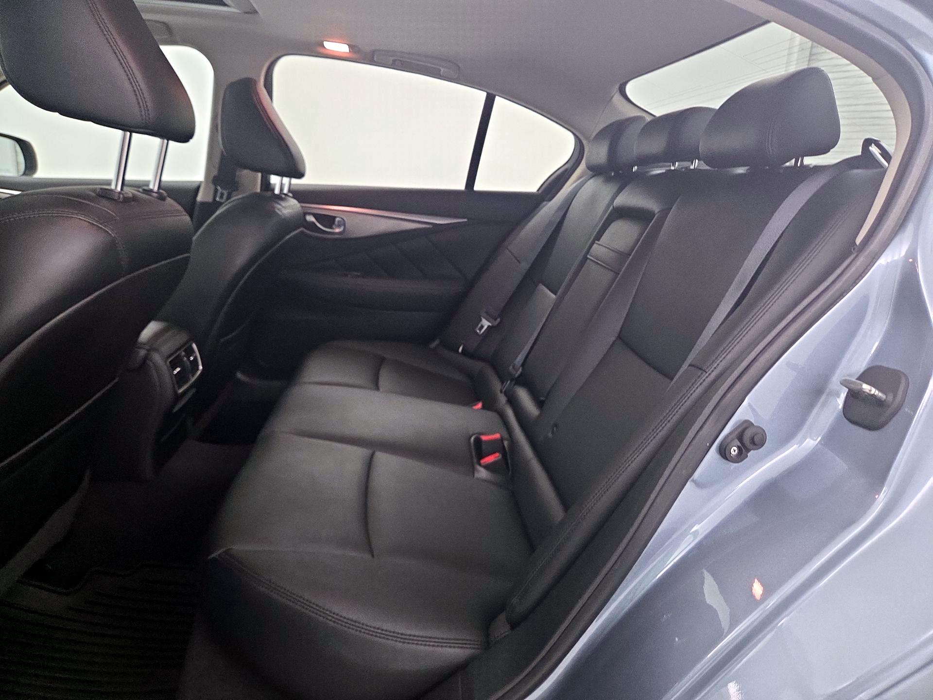 Thumbnail: 2015 INFINITI Q50 - 20