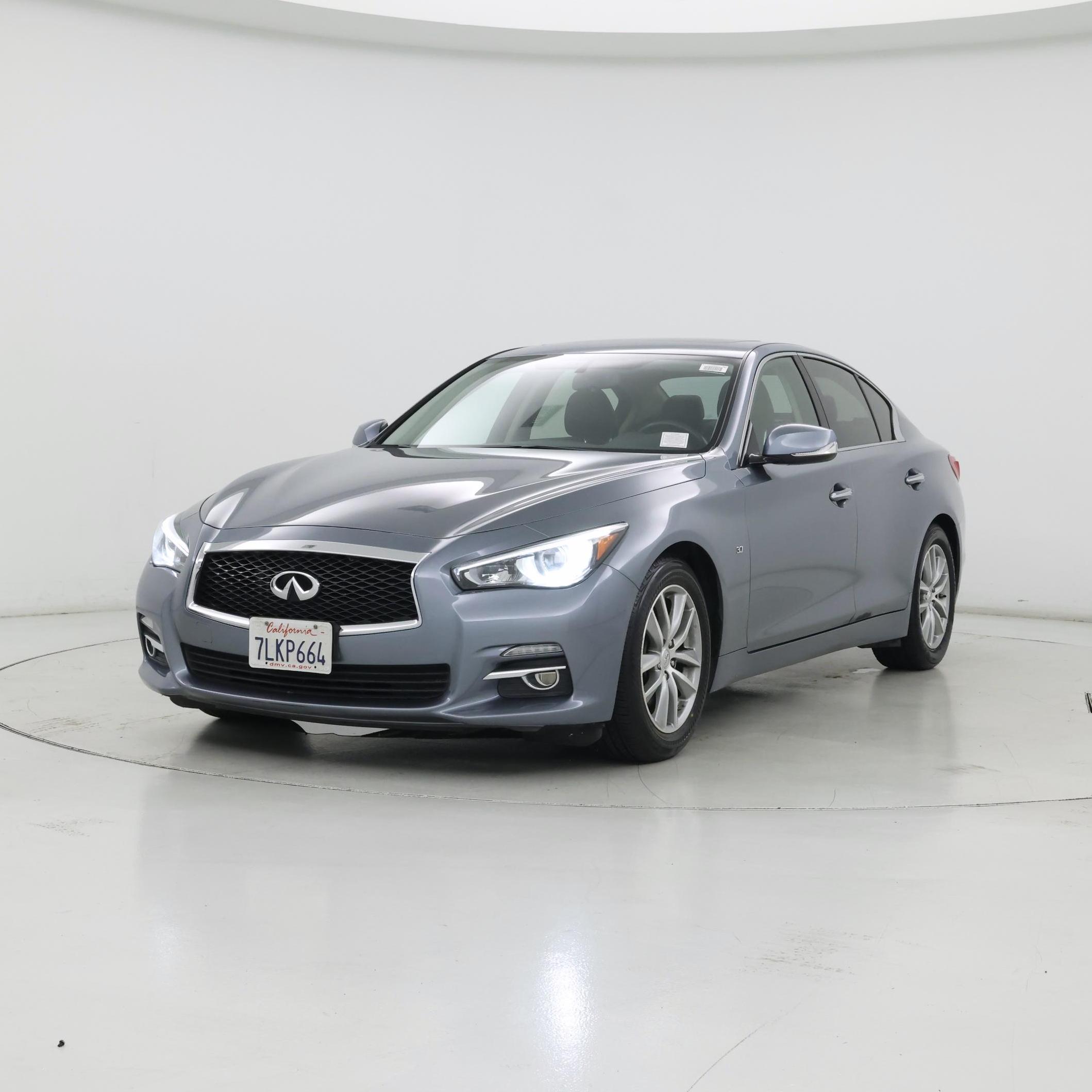 Thumbnail: 2015 INFINITI Q50 - 4