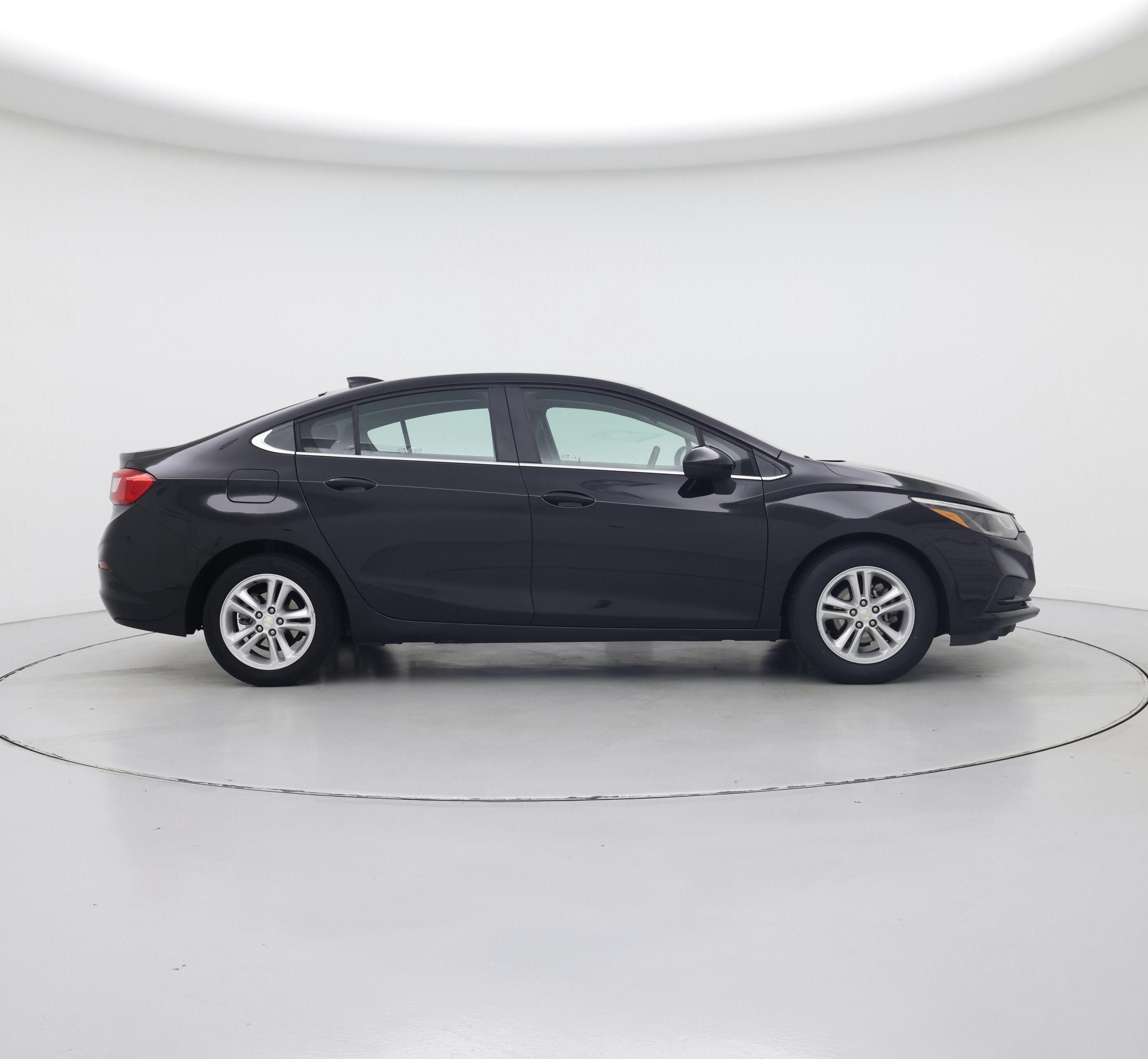 Thumbnail: 2018 Chevrolet Cruze - 7