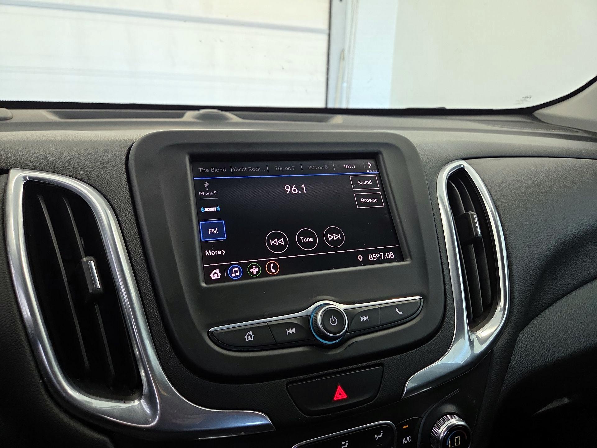 Thumbnail: 2021 Chevrolet Equinox - 15