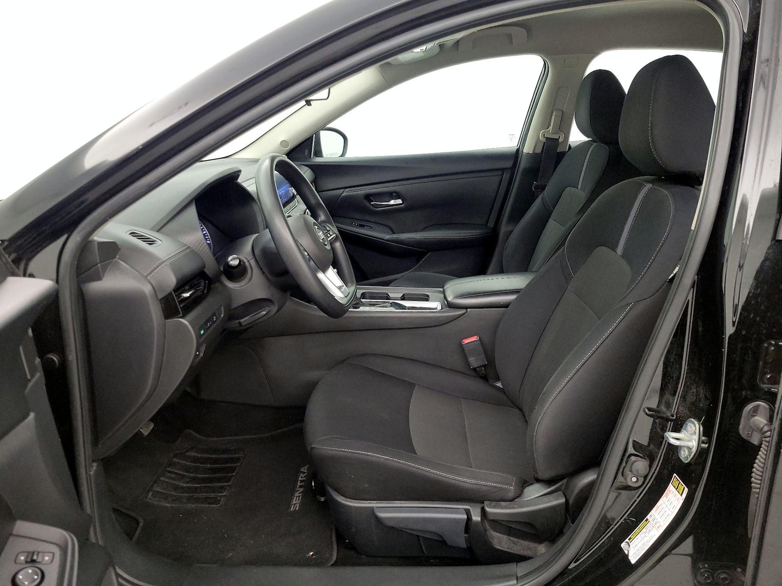 2023 Nissan Sentra SV - Photo 12