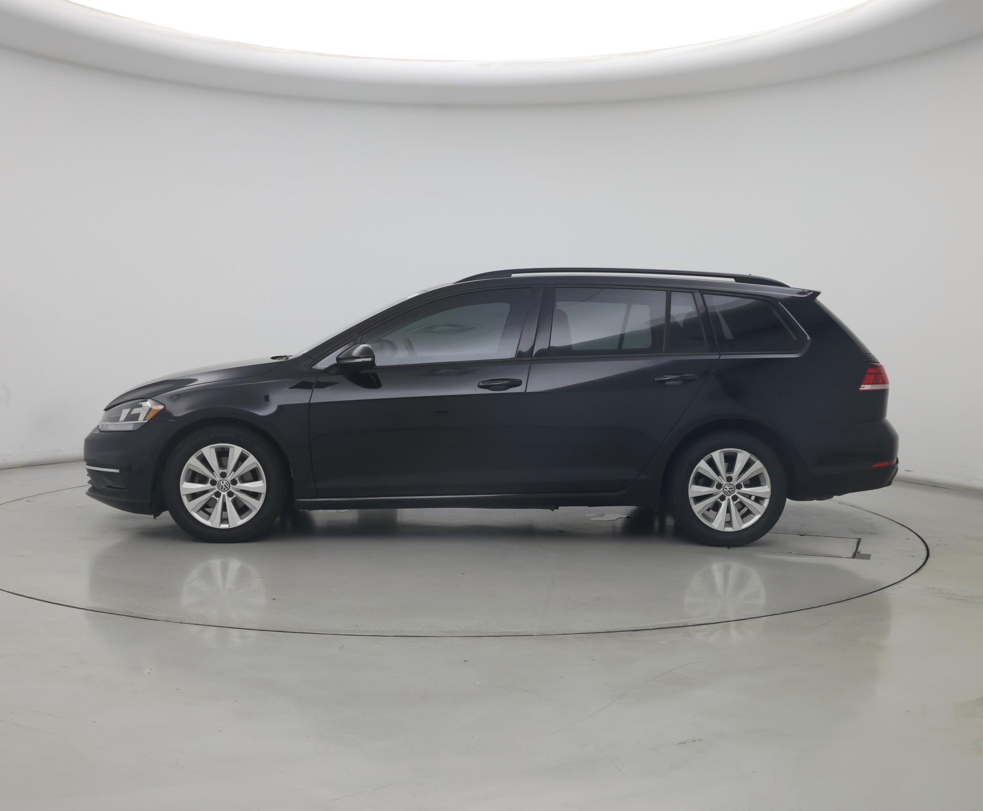 Thumbnail: 2018 Volkswagen Golf - 3