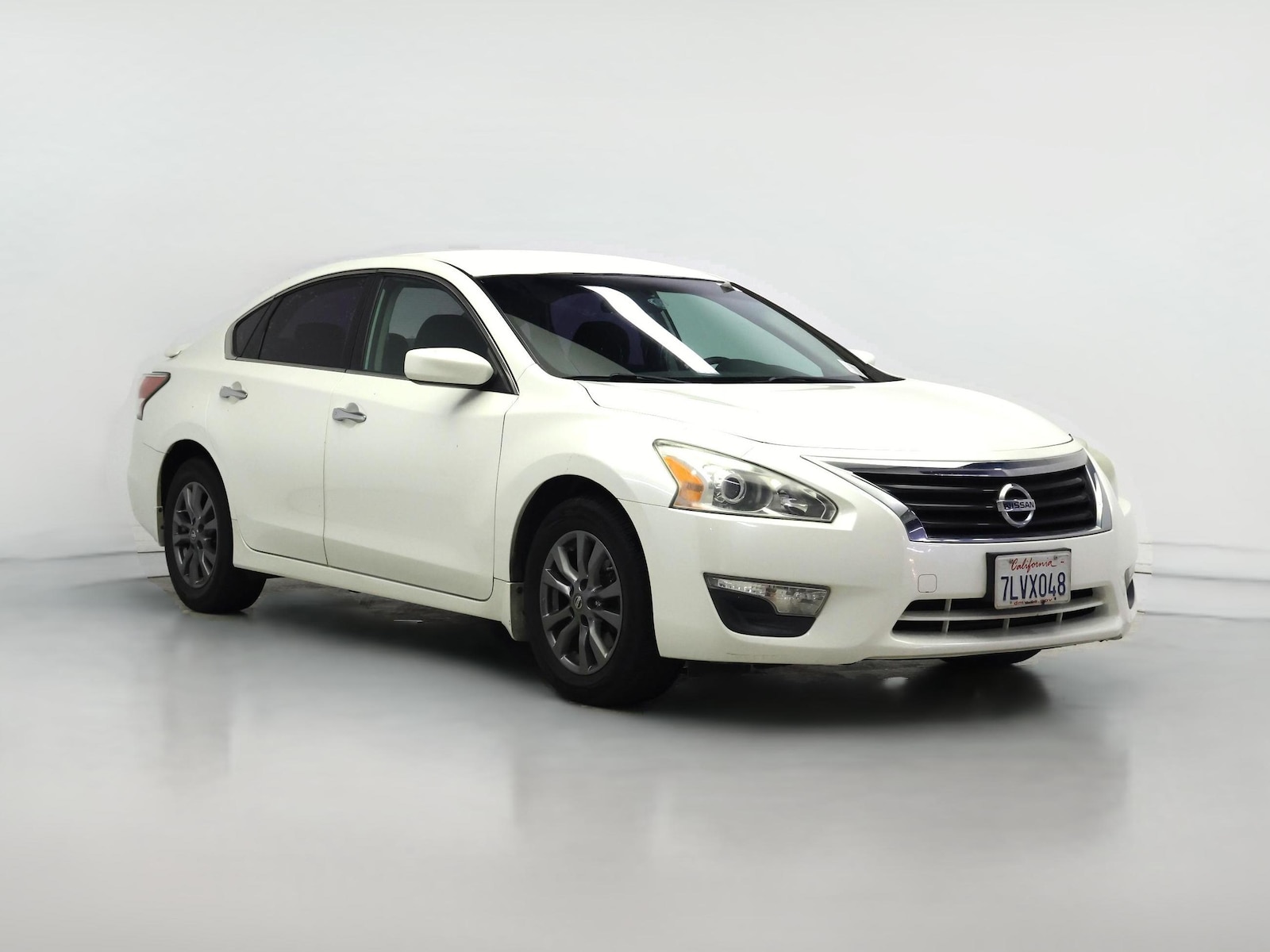 2015 Nissan Altima S - Photo 1