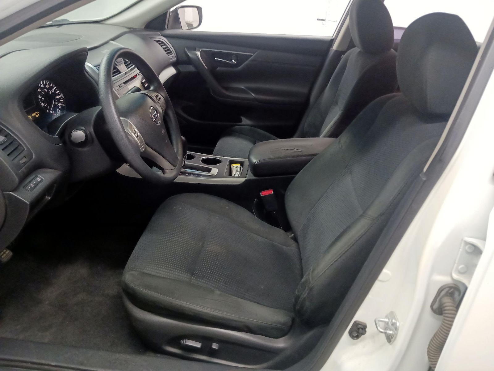 2015 Nissan Altima S - Photo 12