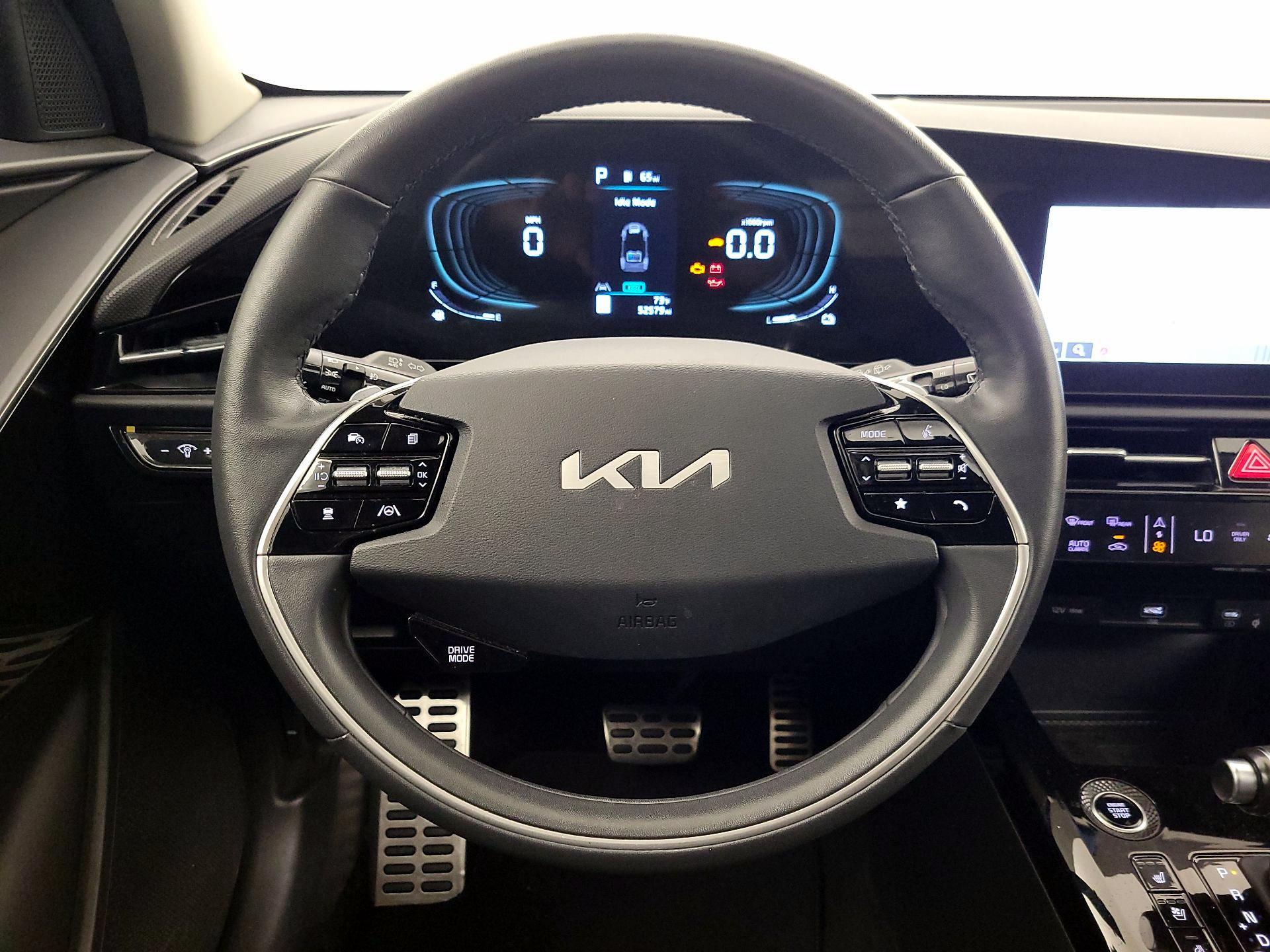 Thumbnail: 2023 Kia Niro - 10
