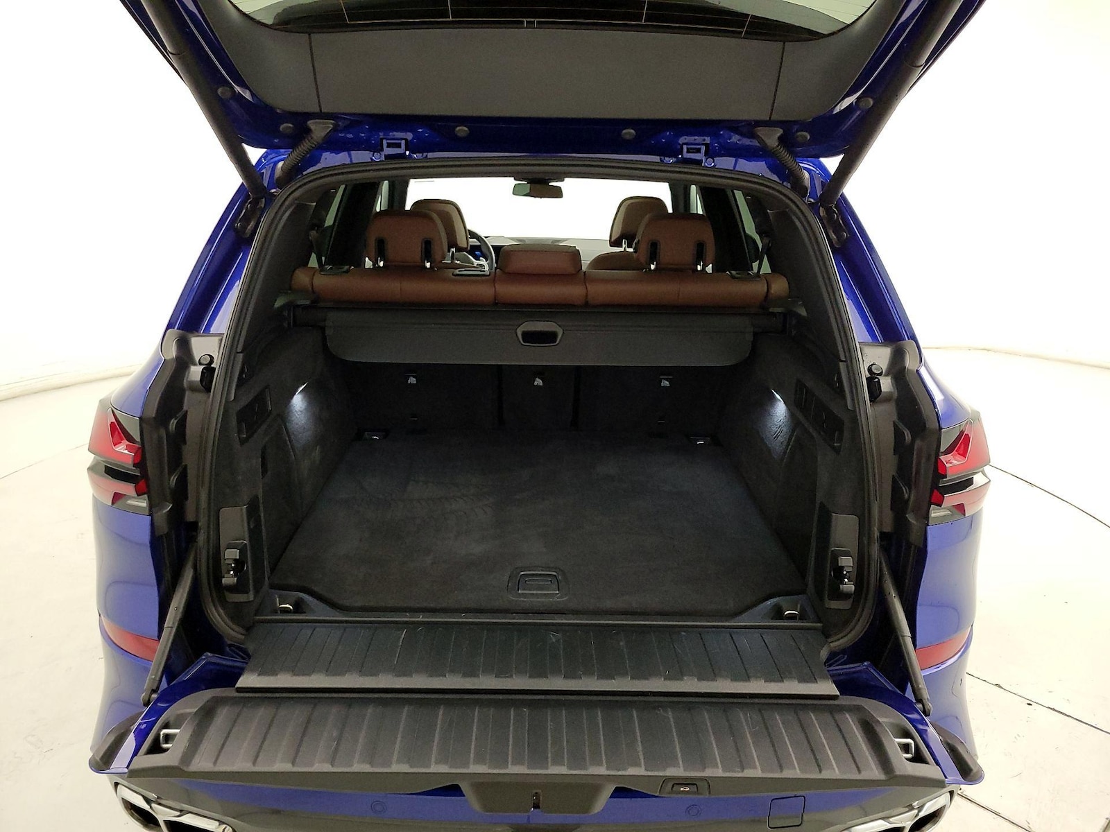 2026 BMW X5 M60i - Photo 22