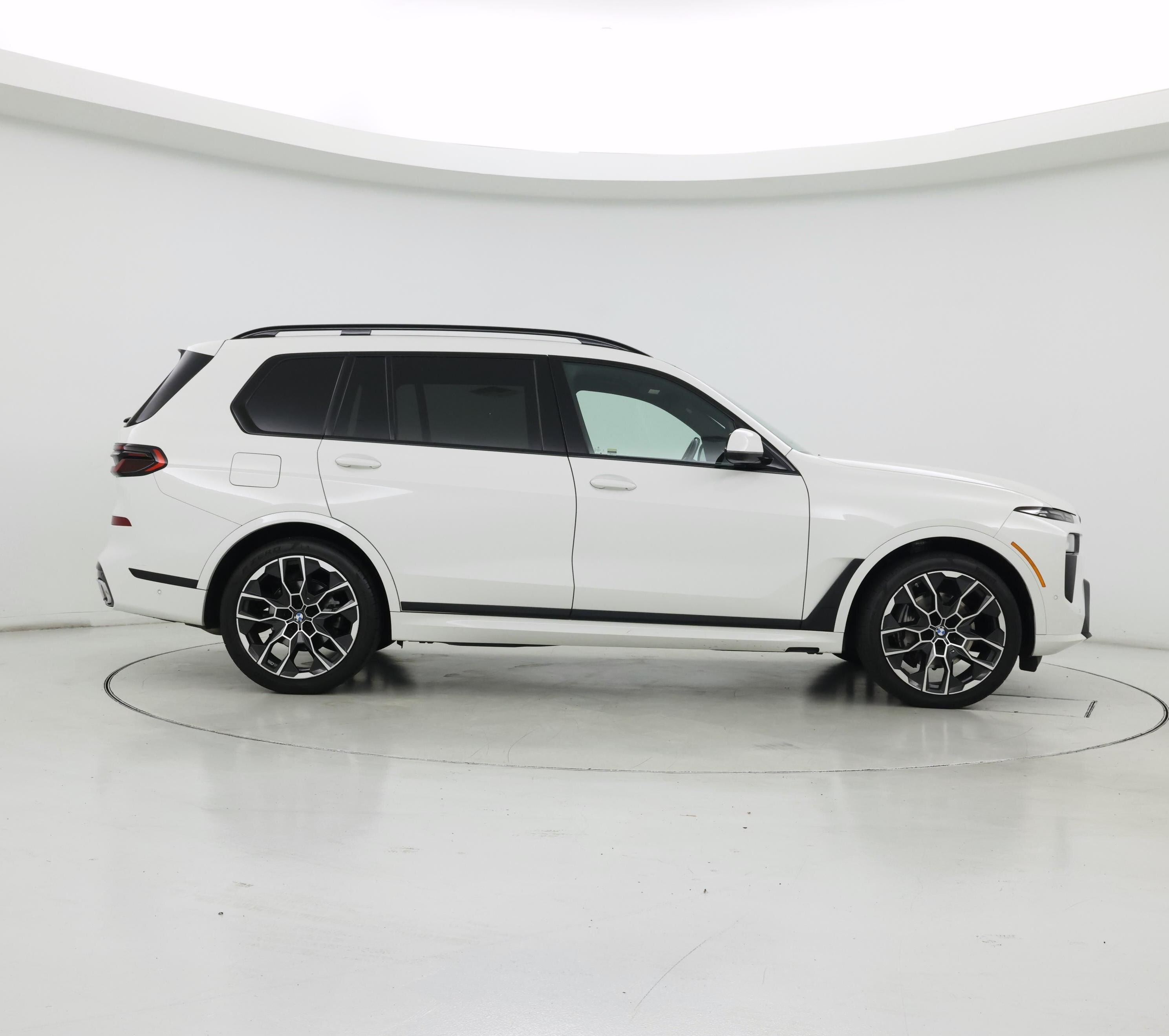 Thumbnail: 2024 BMW X7 - 7