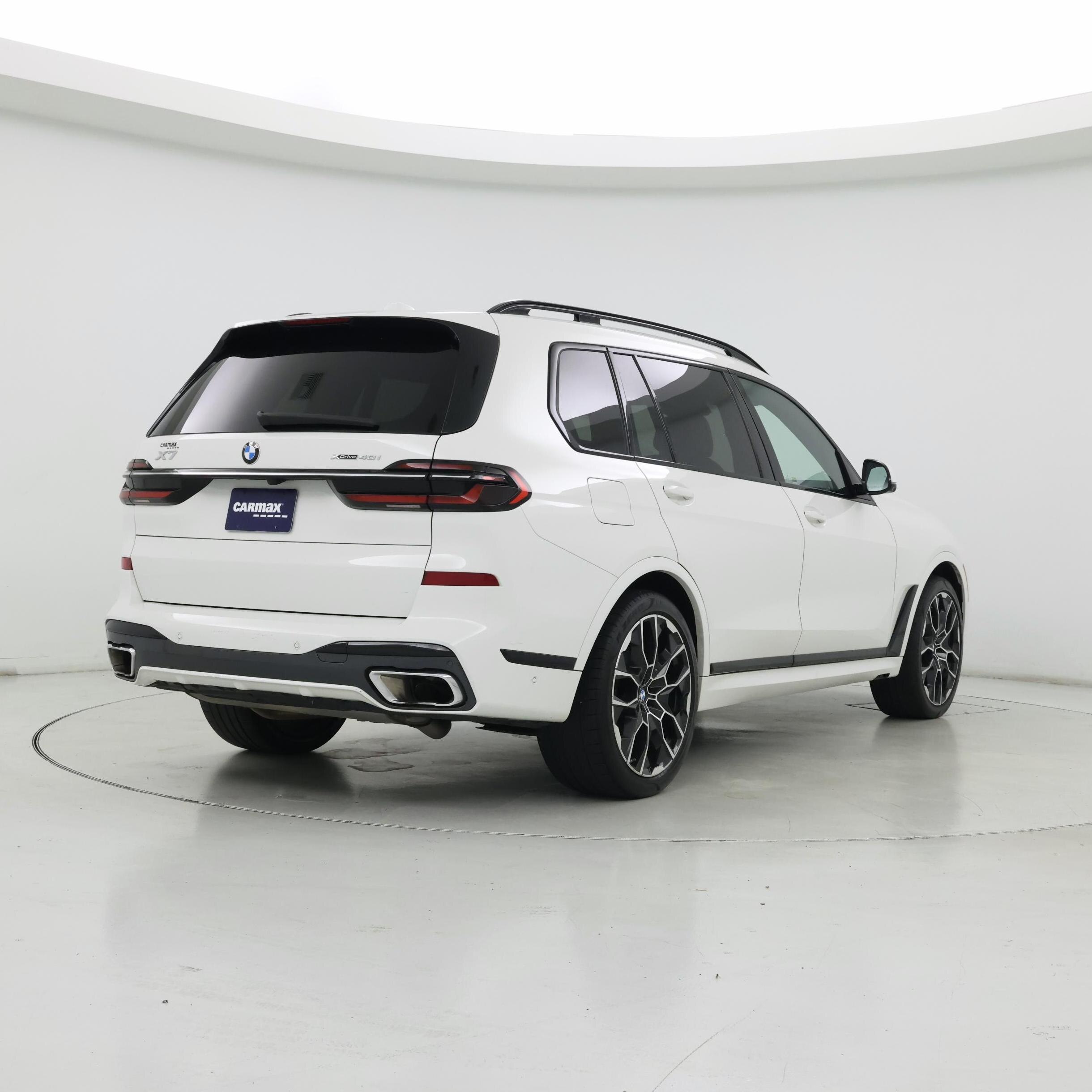 Thumbnail: 2024 BMW X7 - 8