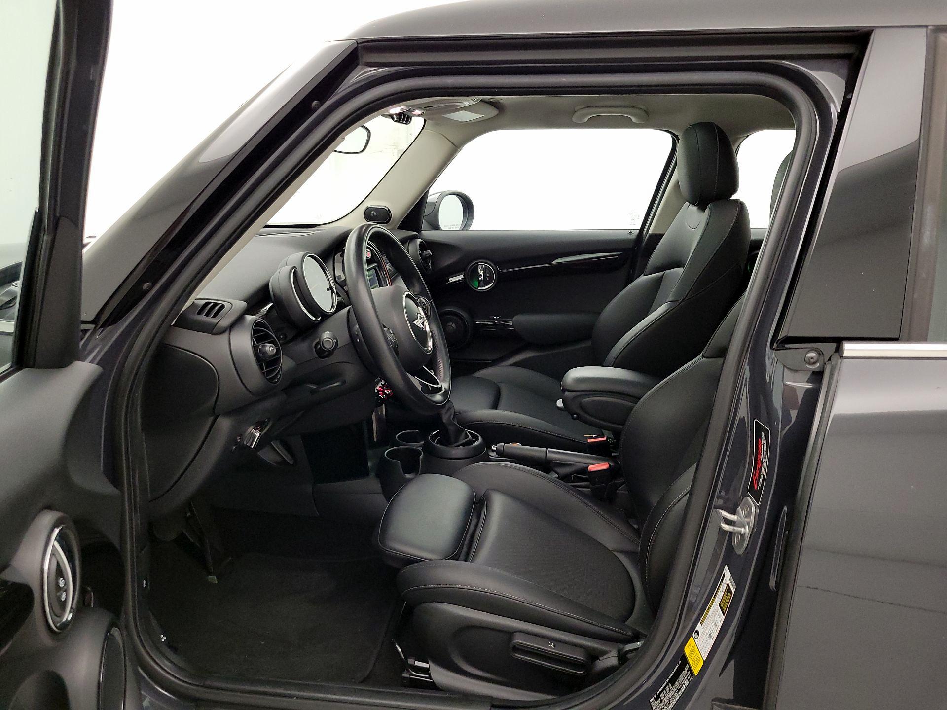 Thumbnail: 2018 MINI Cooper Hardtop - 11
