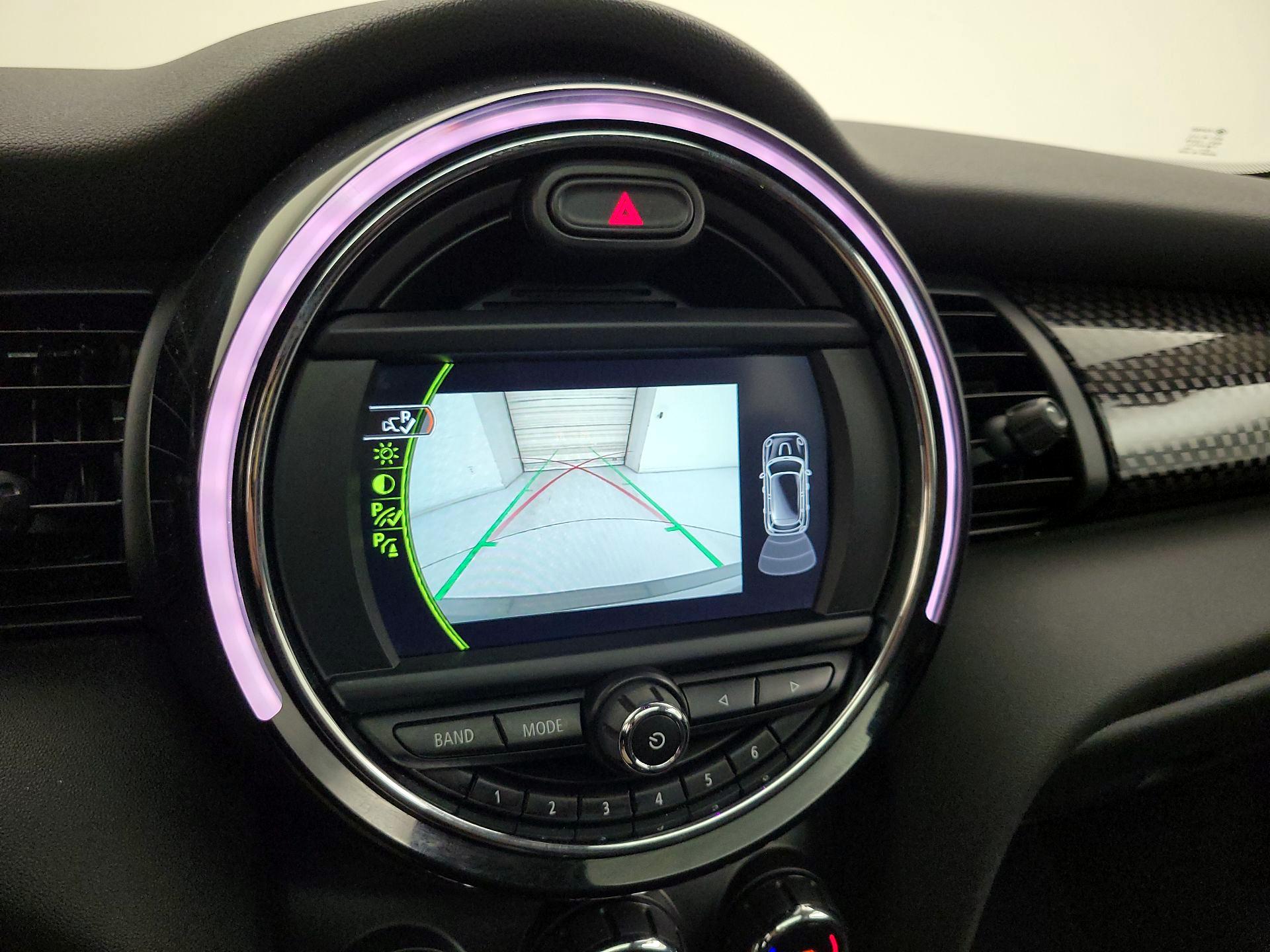 Thumbnail: 2018 MINI Cooper Hardtop - 14