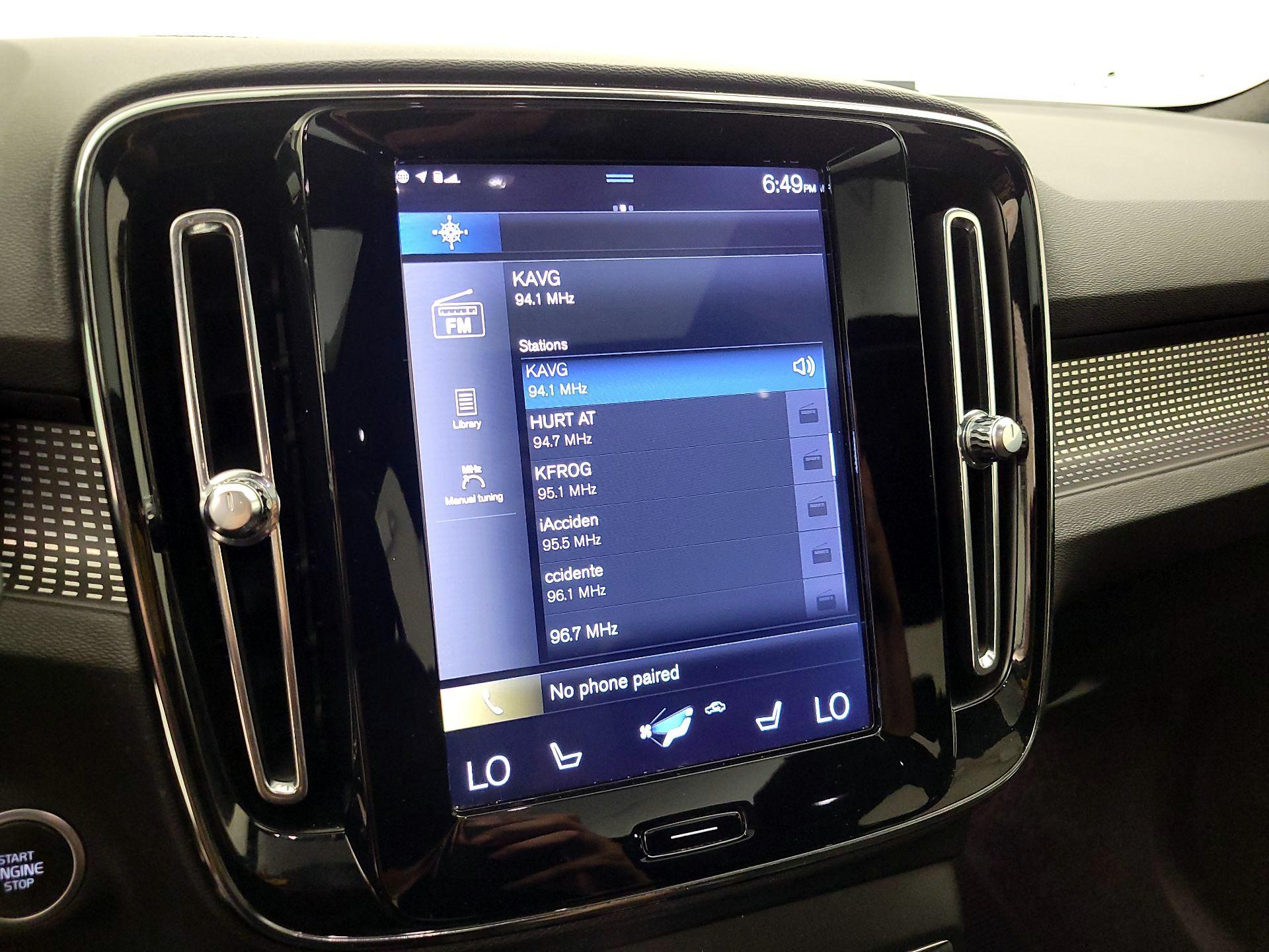 Thumbnail: 2019 Volvo XC40 - 15