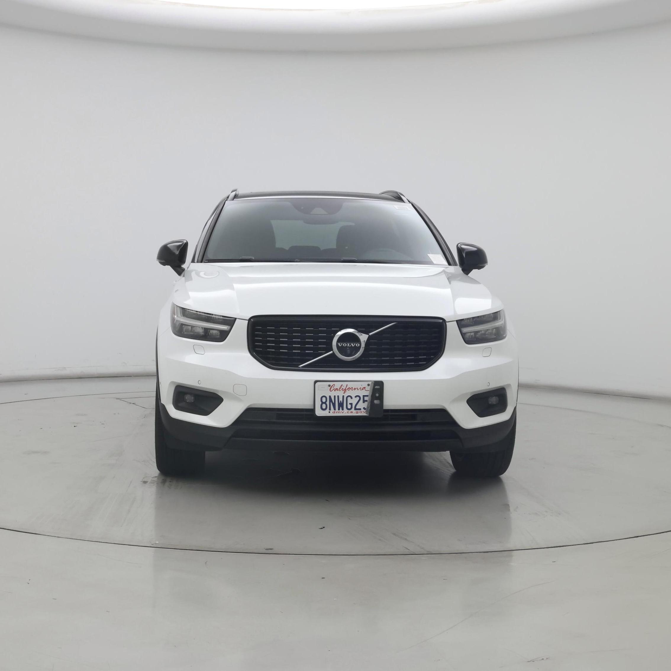 Thumbnail: 2019 Volvo XC40 - 5