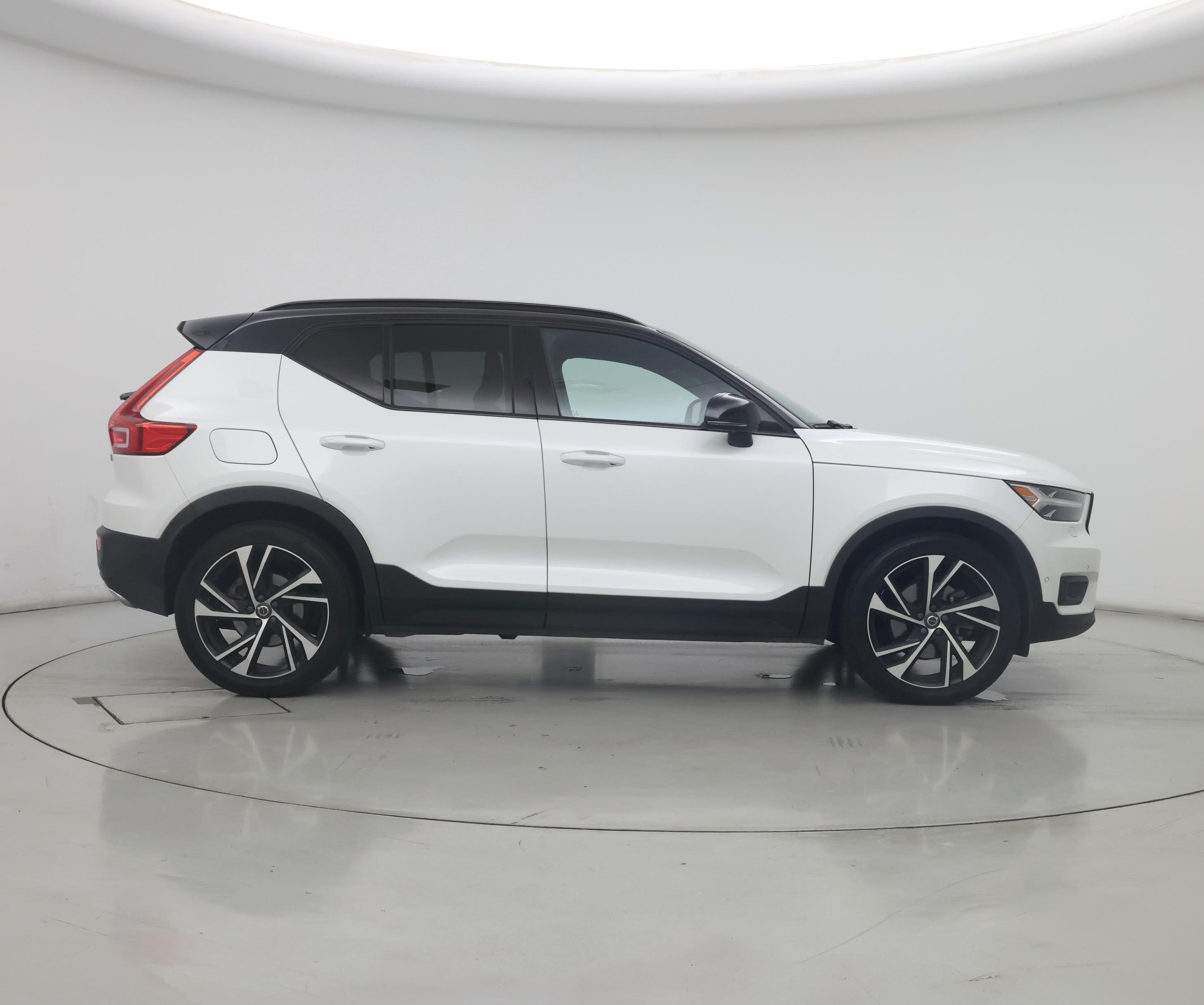 Thumbnail: 2019 Volvo XC40 - 7