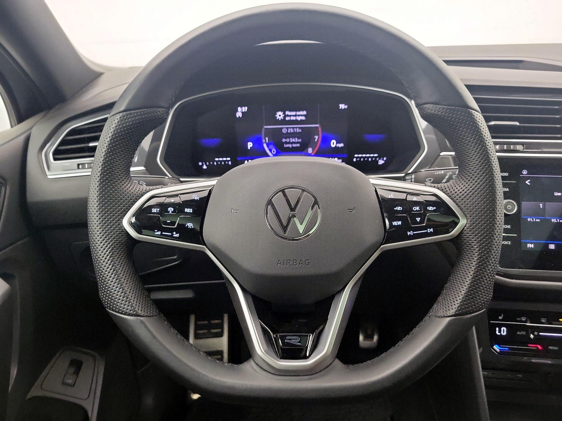 Thumbnail: 2024 Volkswagen Tiguan - 10