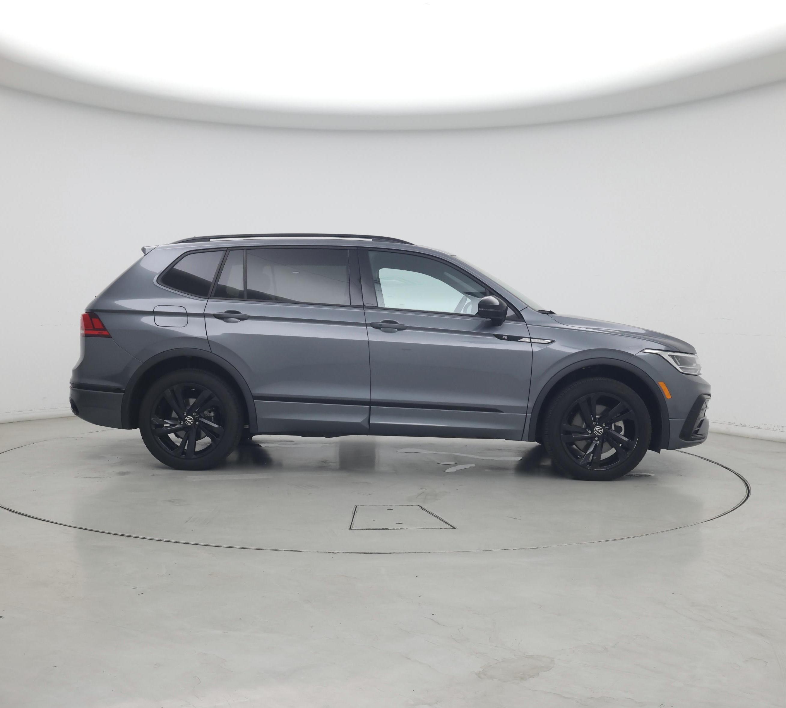 Thumbnail: 2024 Volkswagen Tiguan - 7