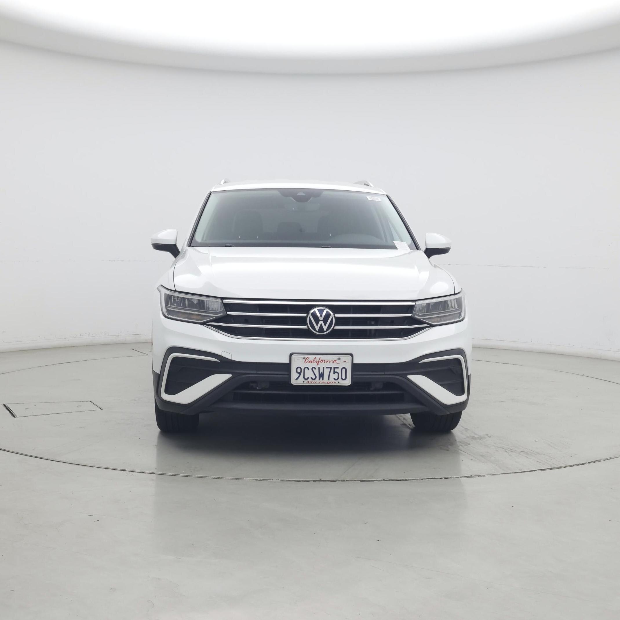 Thumbnail: 2022 Volkswagen Tiguan - 5