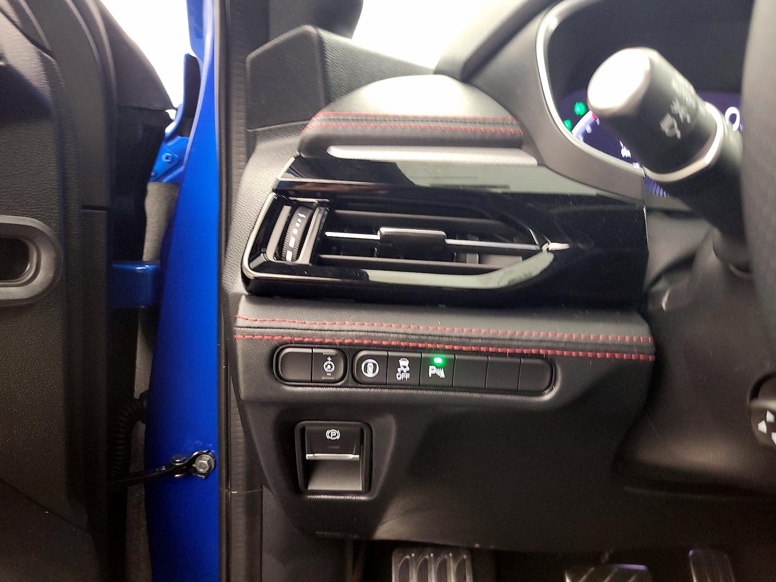 2026 Acura MDX A-Spec Package - Photo 14