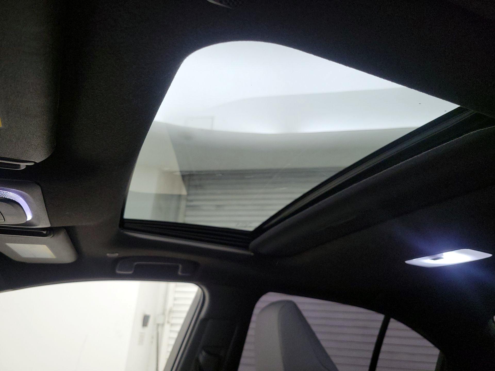 Thumbnail: 2025 Toyota Corolla - 19