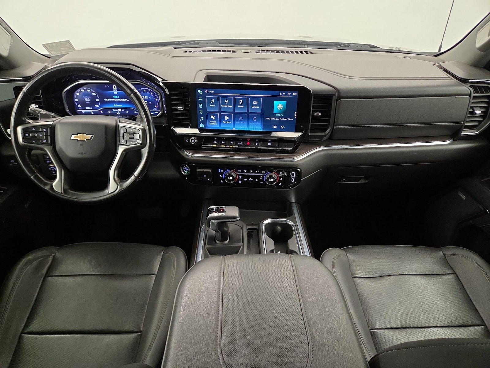 2023 Chevrolet Silverado 1500 LTZ - Photo 10