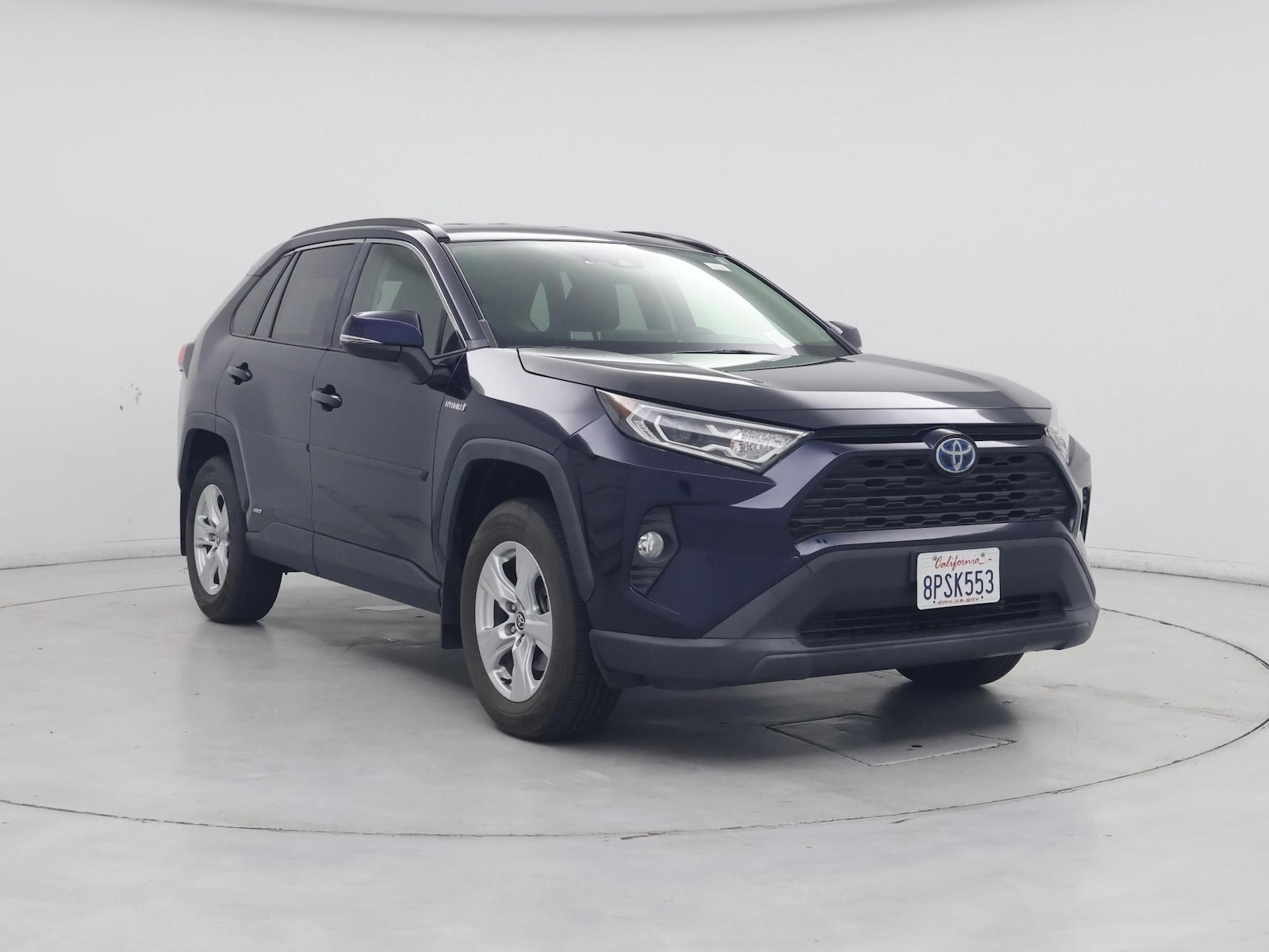 2020 Toyota RAV4 XLE - Photo 2