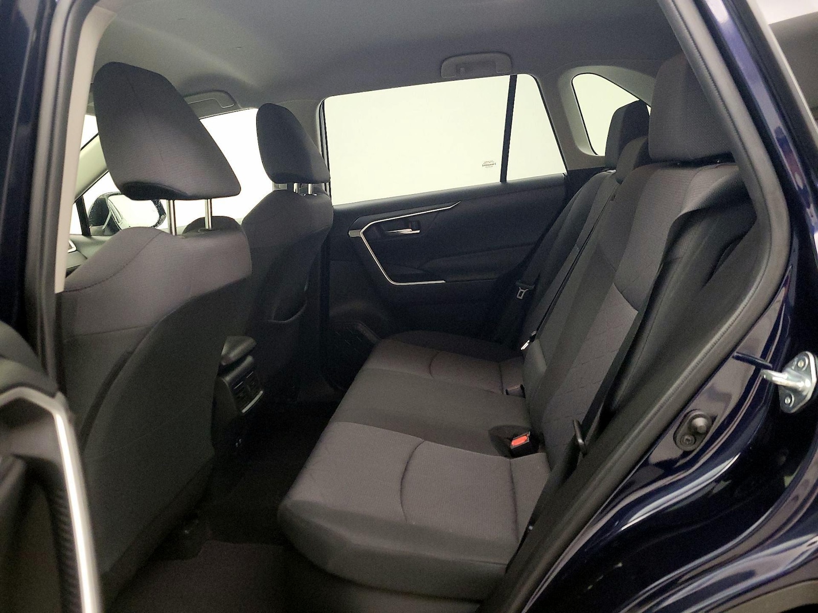2020 Toyota RAV4 XLE - Photo 20