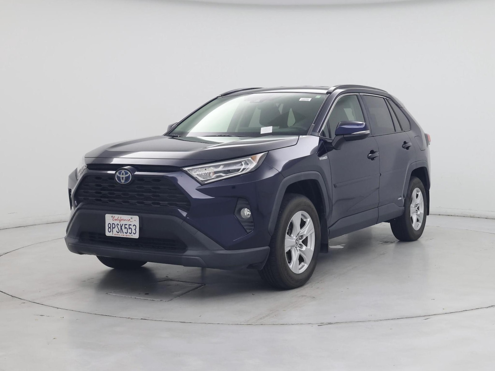 2020 Toyota RAV4 XLE - Photo 5