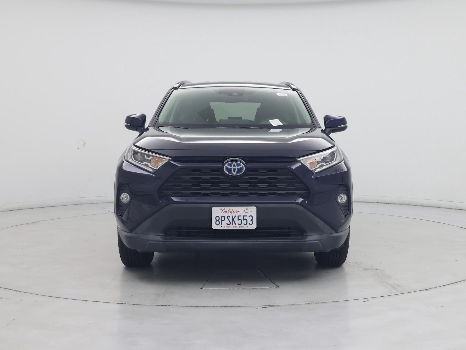 2020 Toyota RAV4 XLE - Photo 6