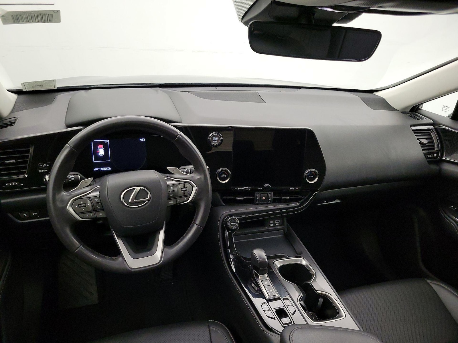 2024 Lexus NX 350 - Photo 10