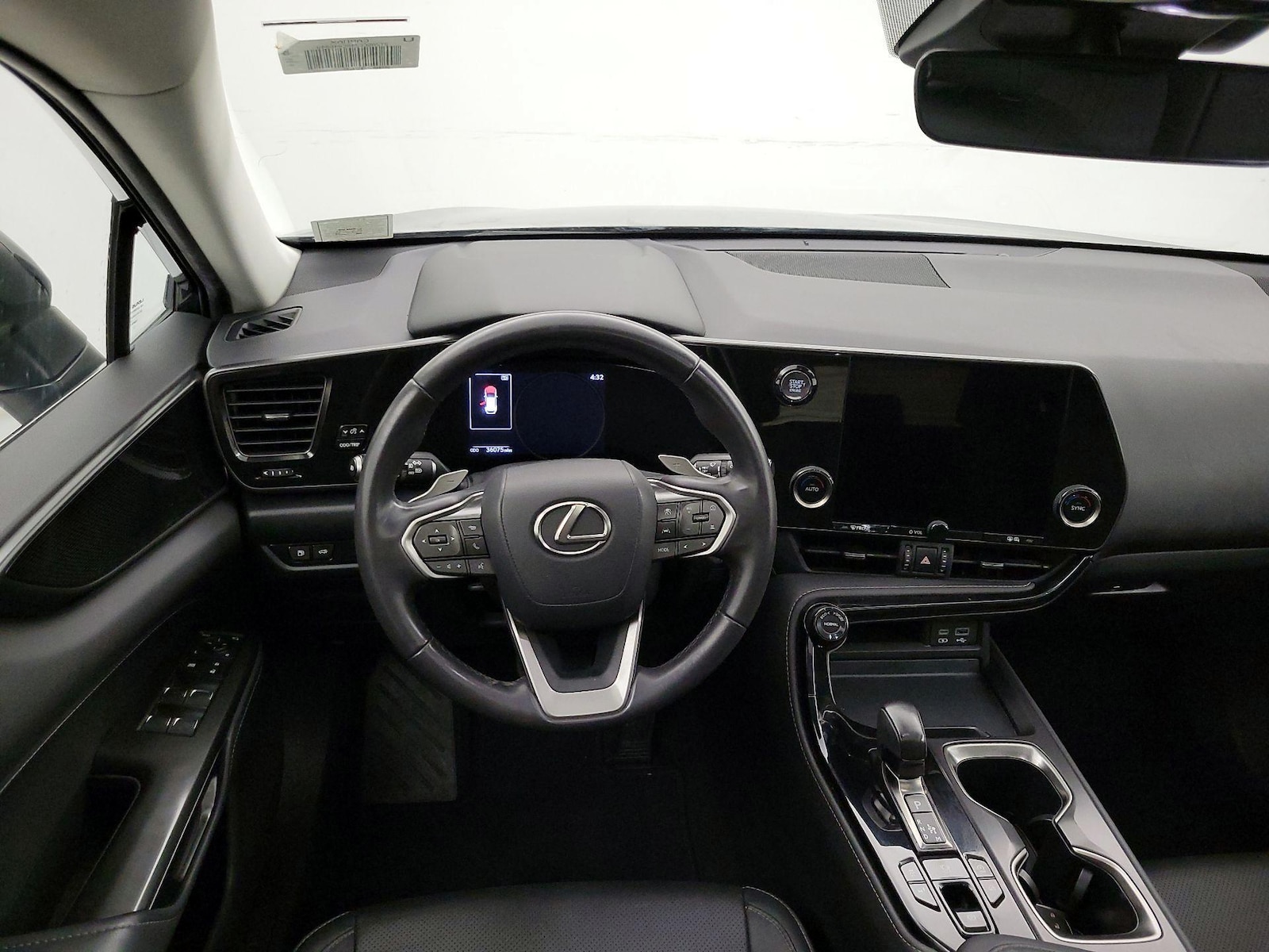 2024 Lexus NX 350 - Photo 11