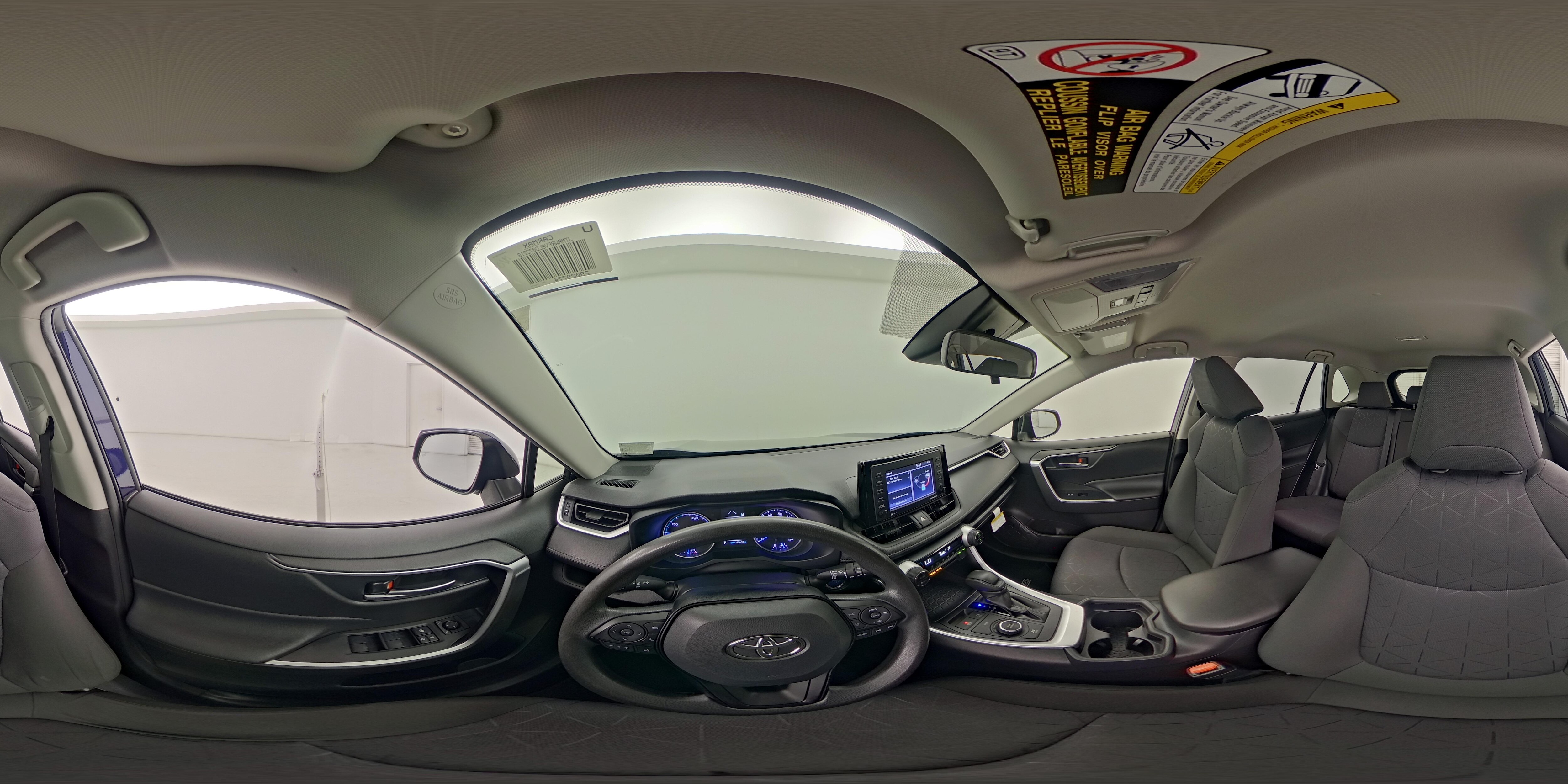 2020 Toyota RAV4 XLE - Photo 26