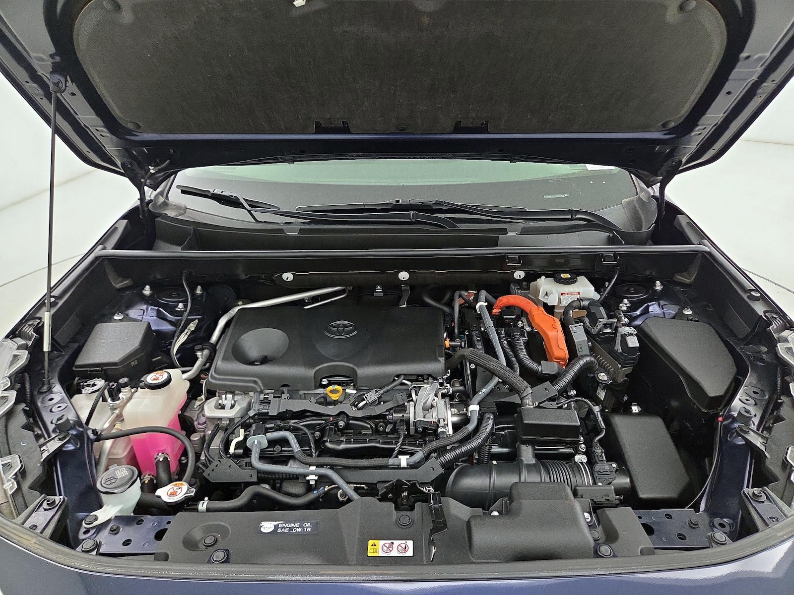 2020 Toyota RAV4 XLE - Photo 22