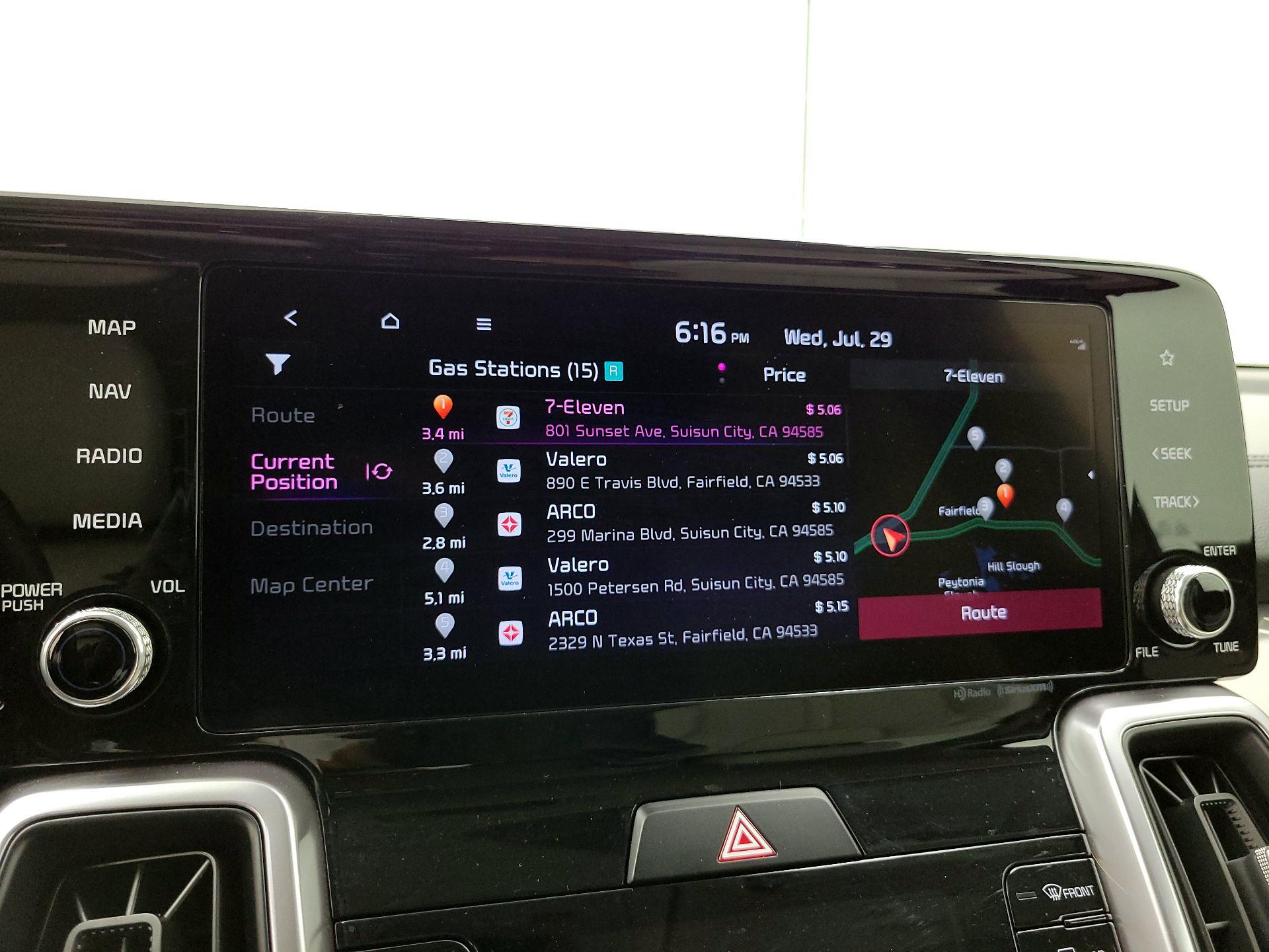 Thumbnail: 2023 Kia Sorento - 14