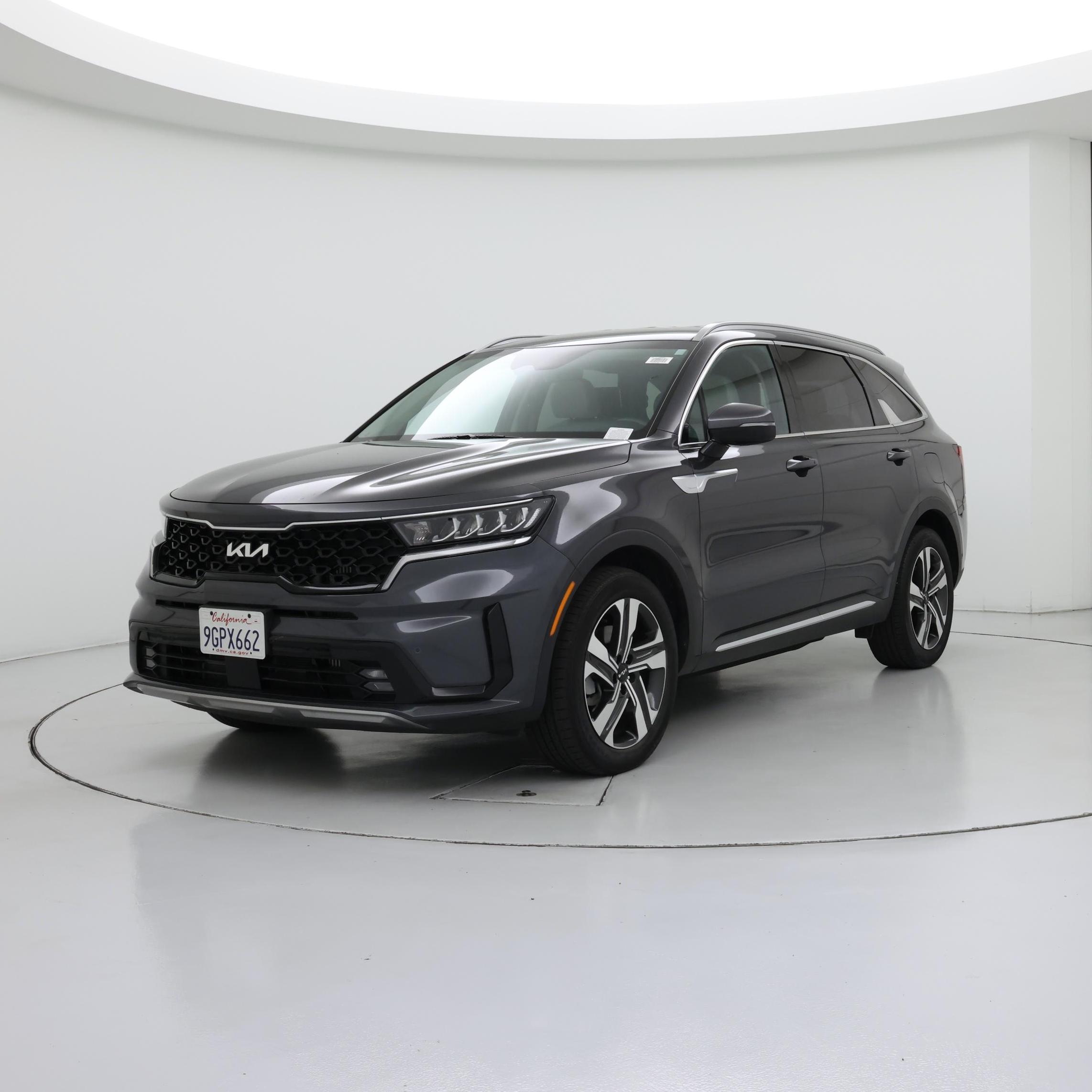 Thumbnail: 2023 Kia Sorento - 4