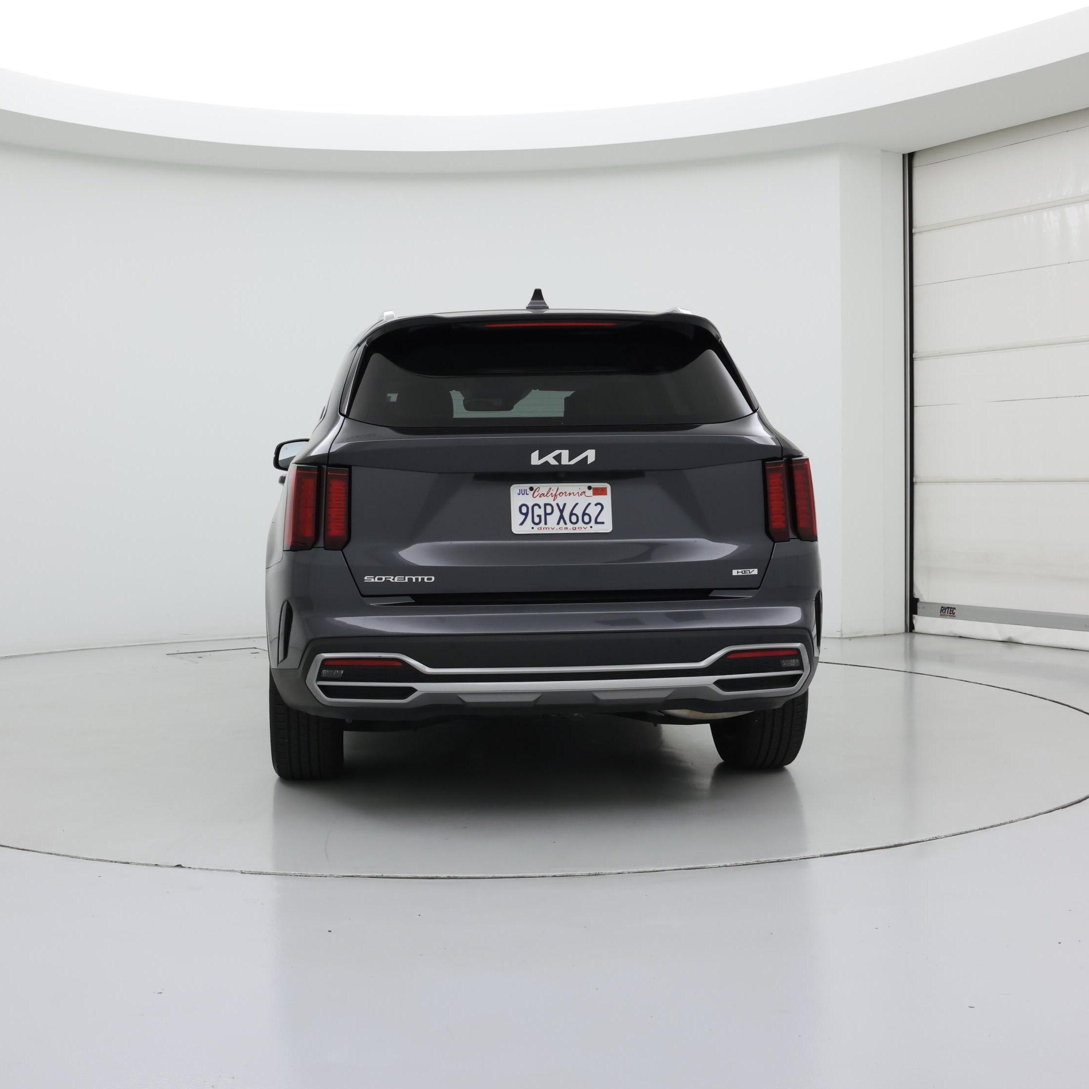 Thumbnail: 2023 Kia Sorento - 6