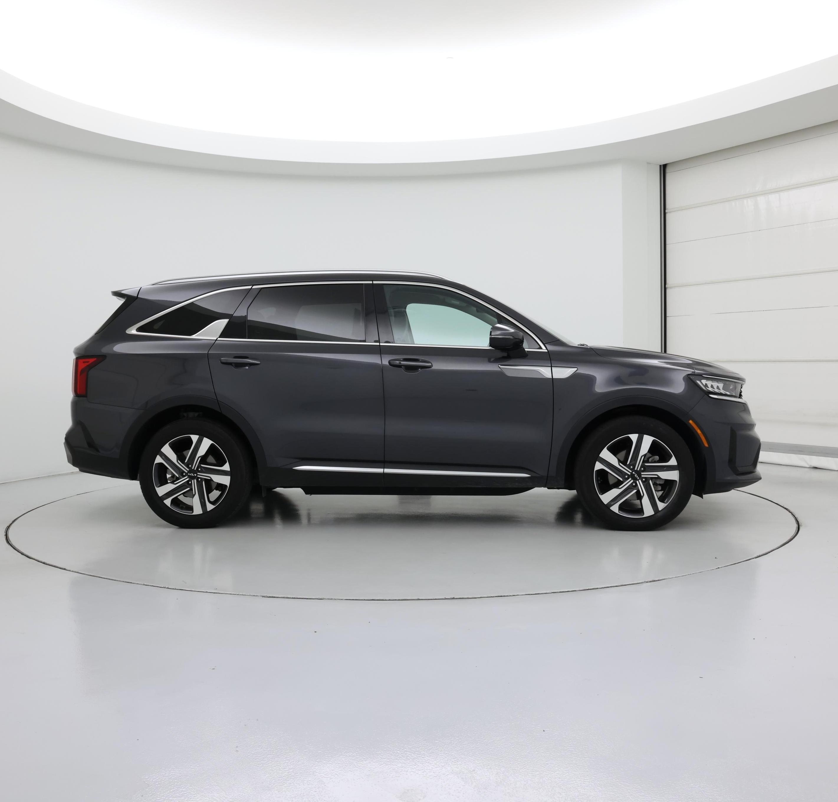 Thumbnail: 2023 Kia Sorento - 7