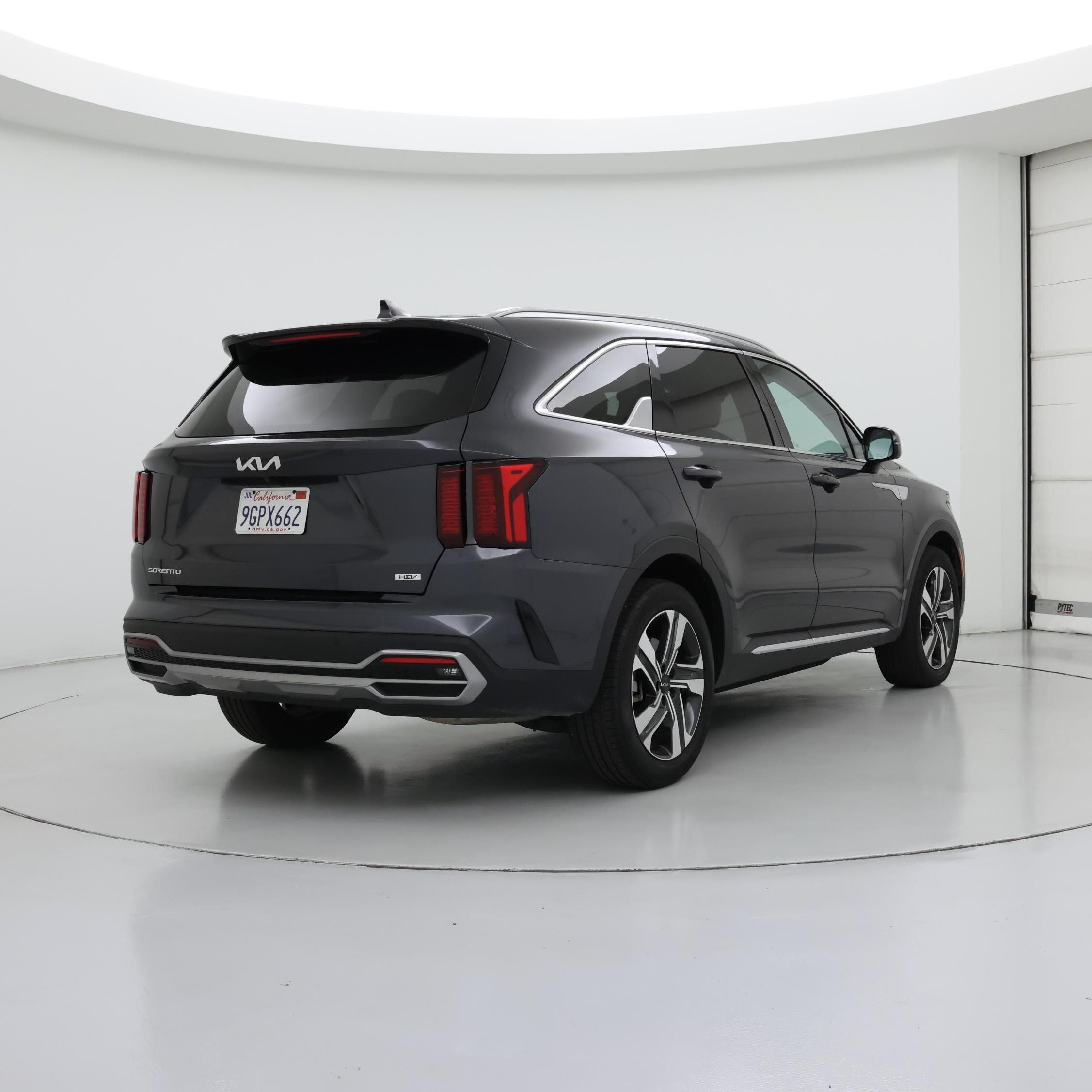 Thumbnail: 2023 Kia Sorento - 8