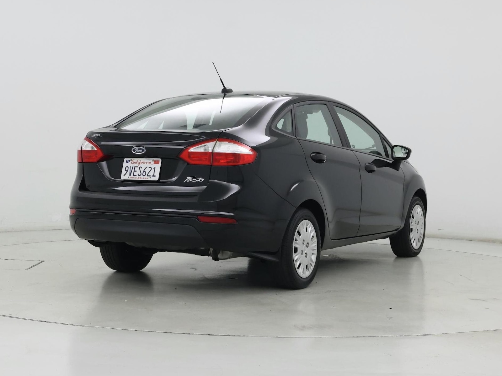 2019 Ford Fiesta S - Photo 9