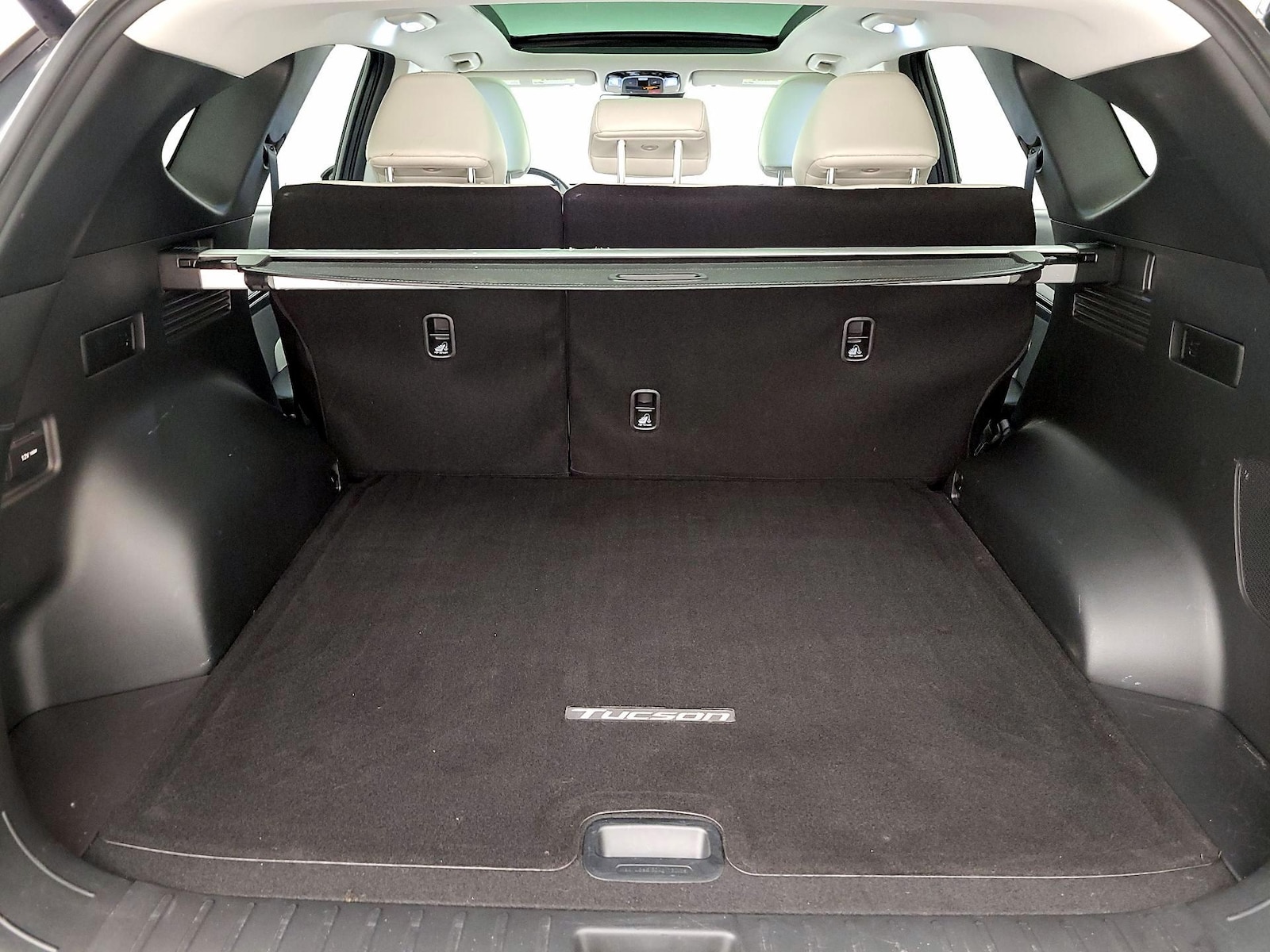 2023 Hyundai Tucson Limited - Photo 22