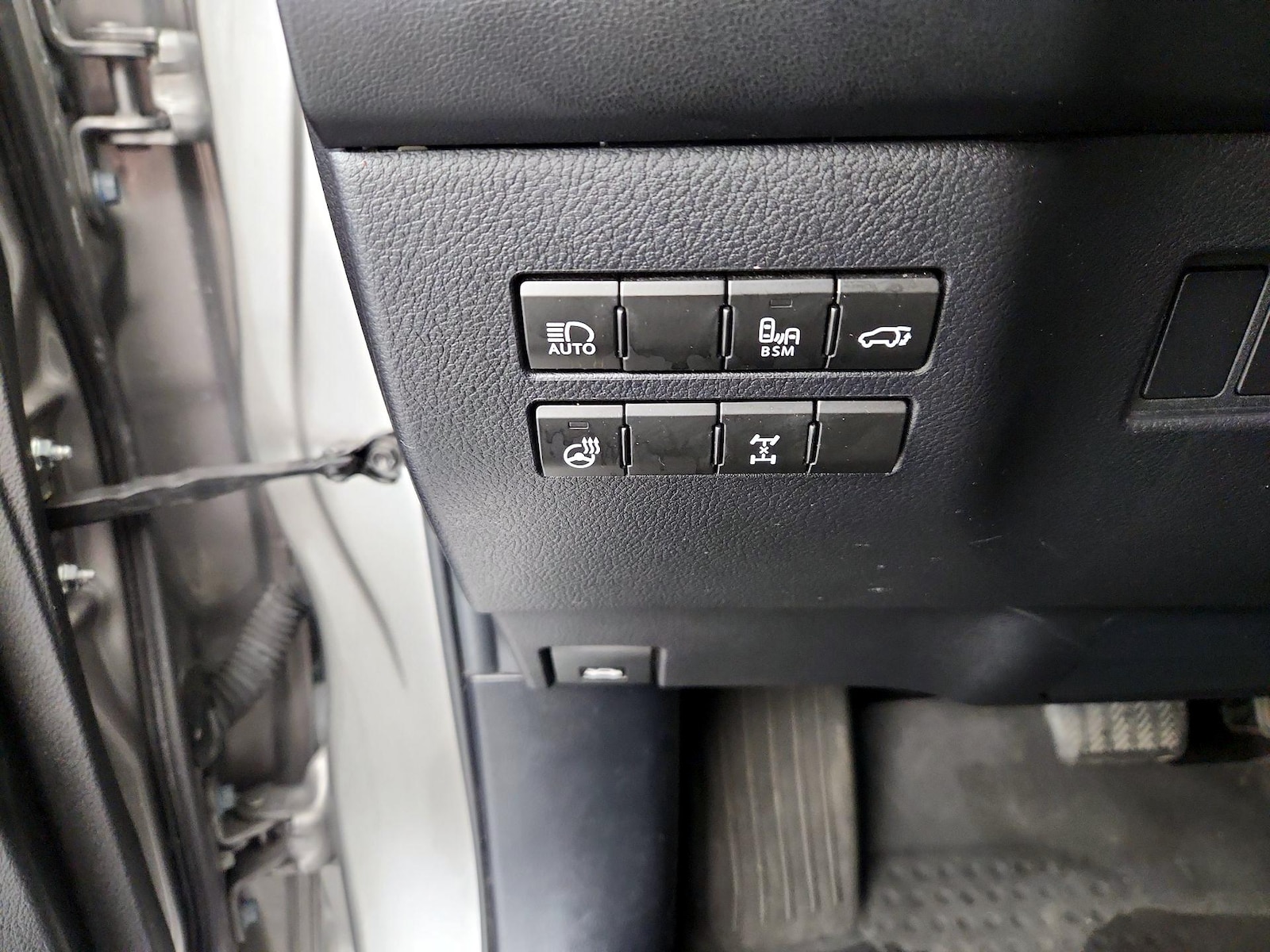 2020 Lexus NX 300 - Photo 14