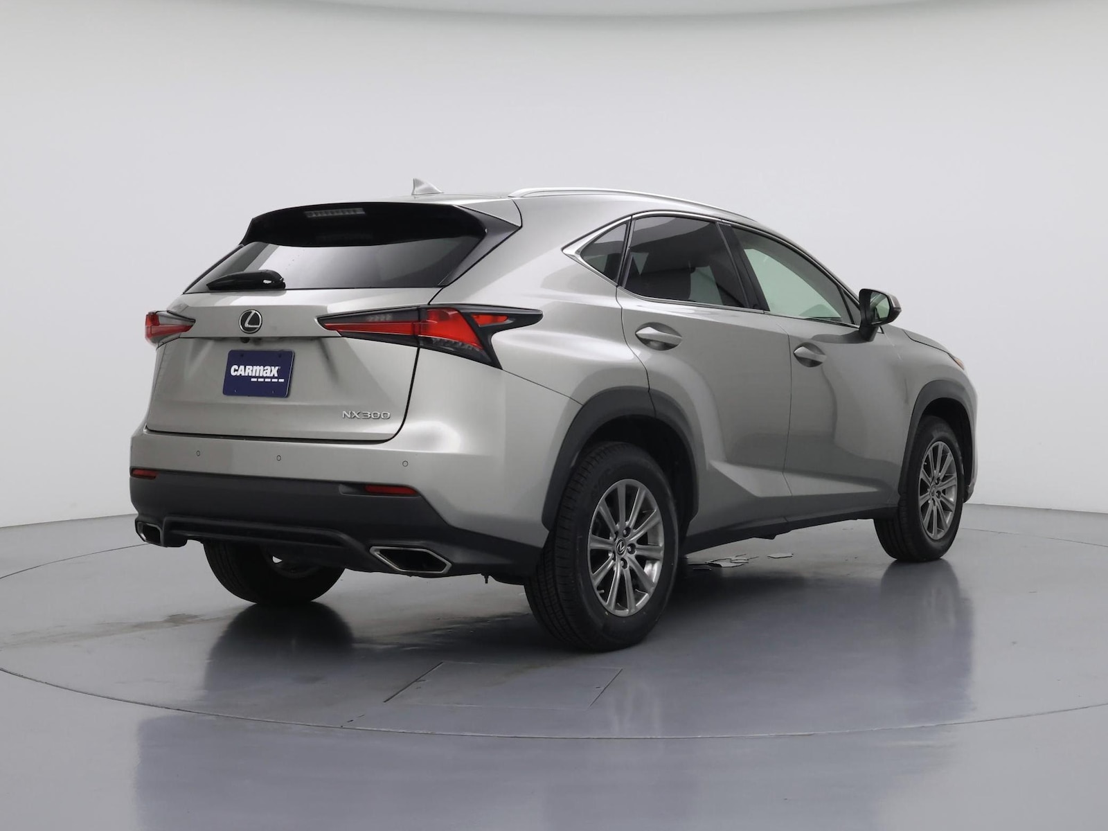 2020 Lexus NX 300 - Photo 9