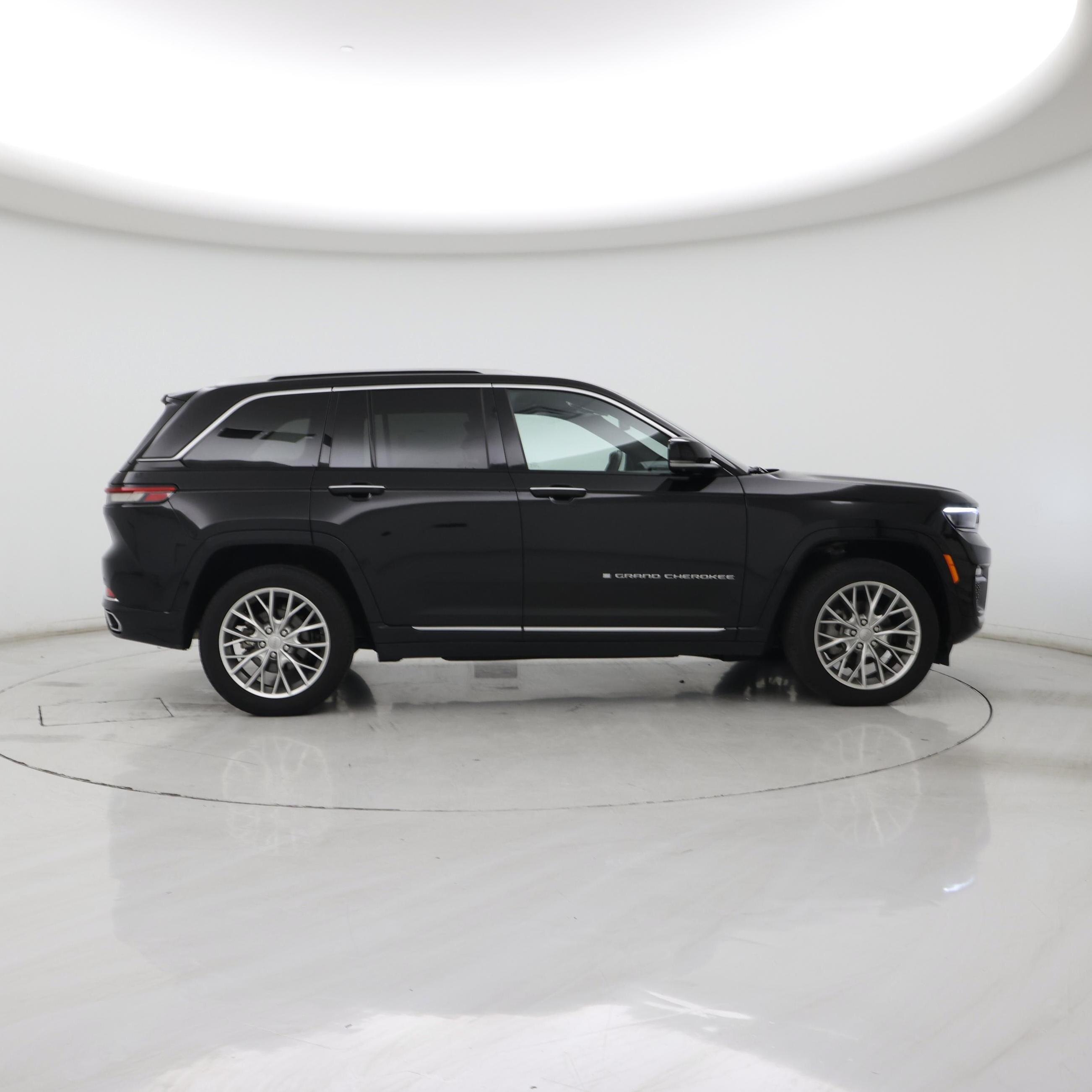 Thumbnail: 2024 Jeep Grand Cherokee - 7