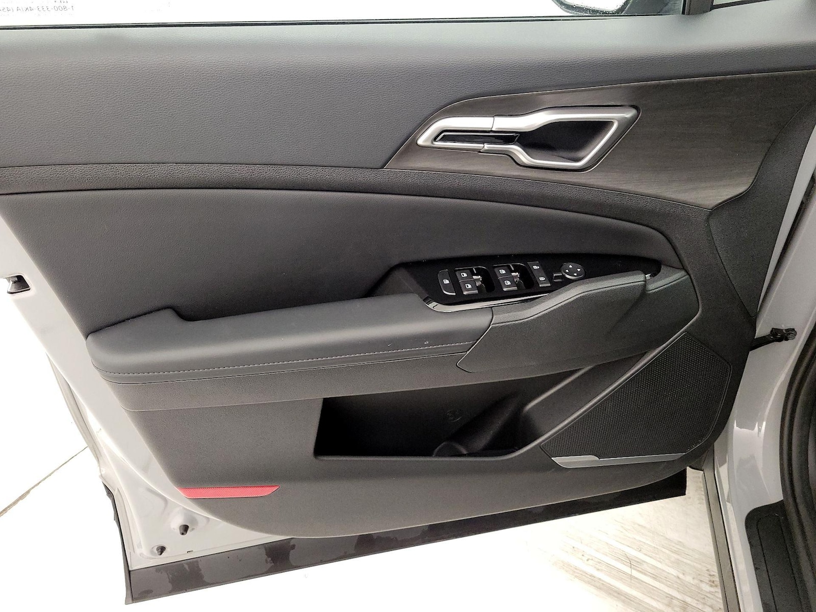 2025 Kia Sportage X-Line - Photo 13