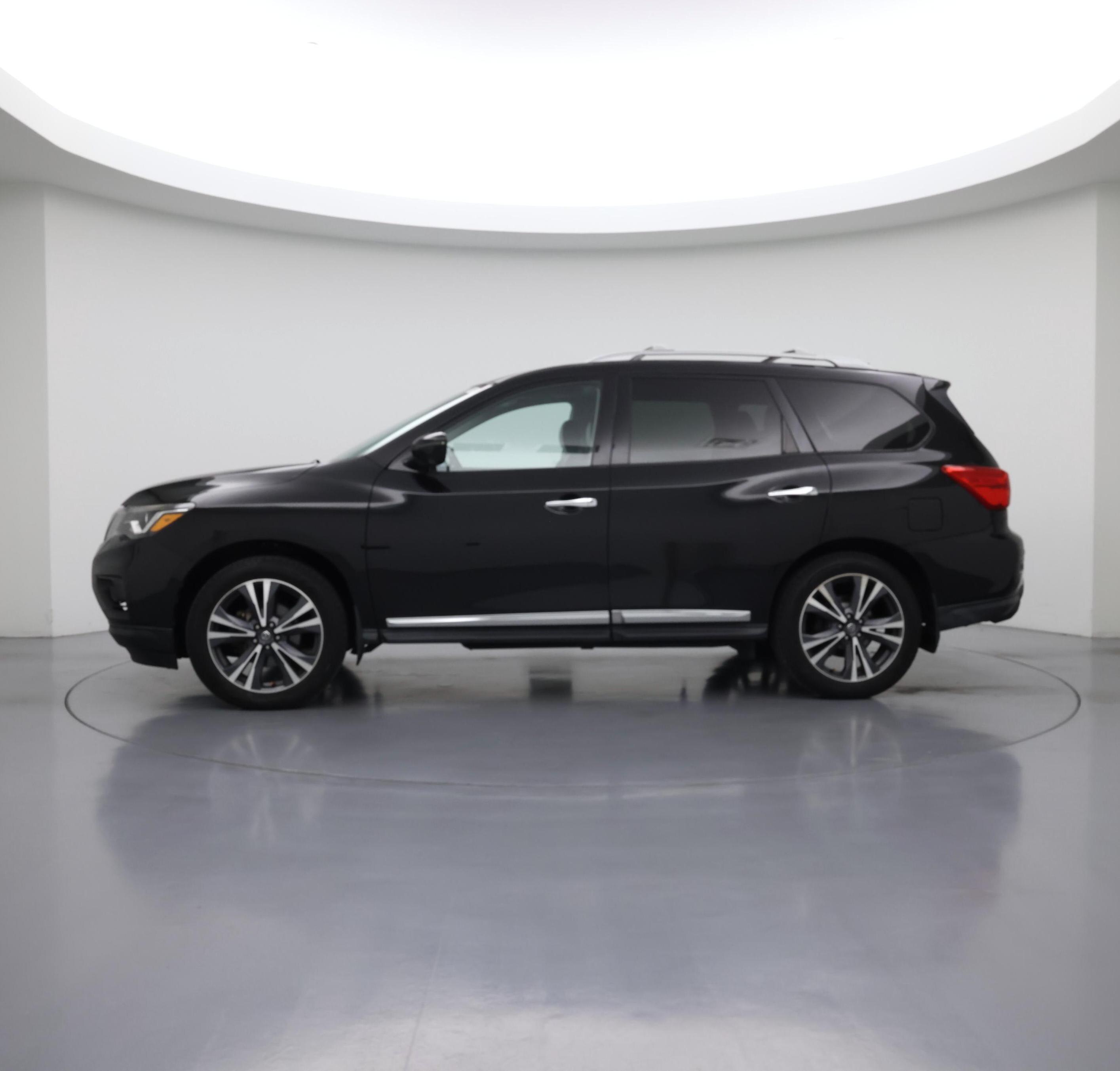 Thumbnail: 2020 Nissan Pathfinder - 3
