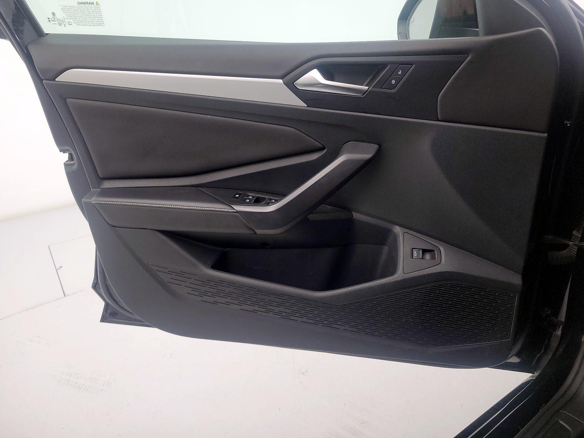 Thumbnail: 2025 Volkswagen Jetta - 12