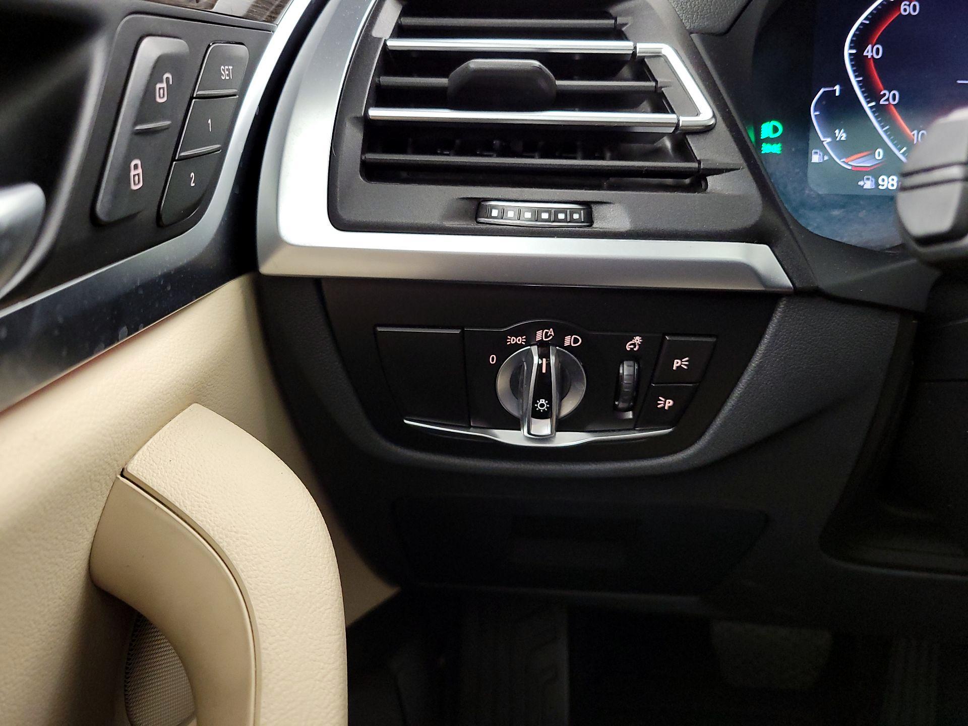 Thumbnail: 2023 BMW X3 - 13