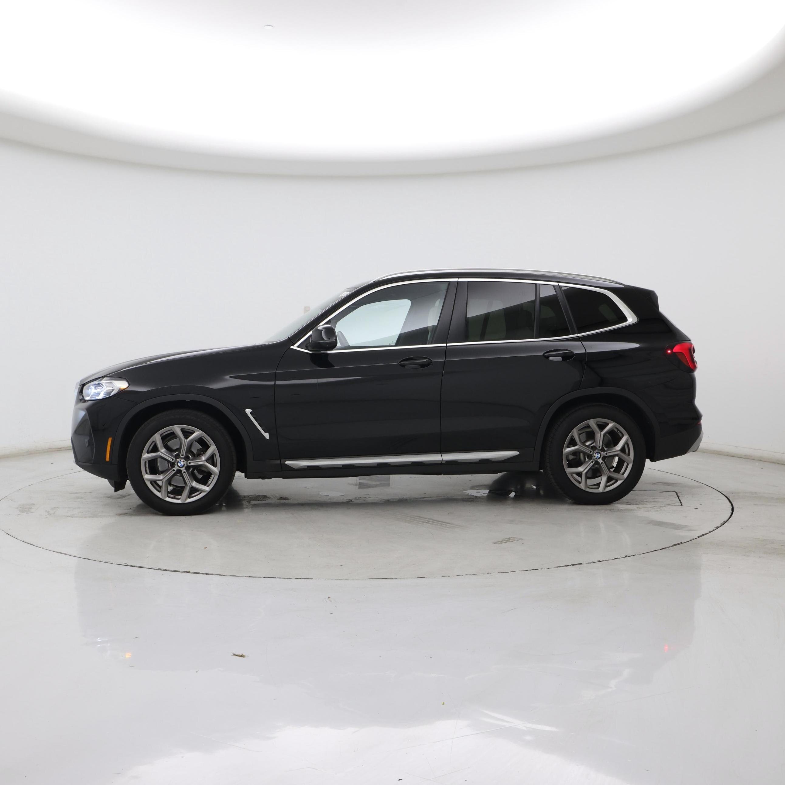 Thumbnail: 2023 BMW X3 - 3